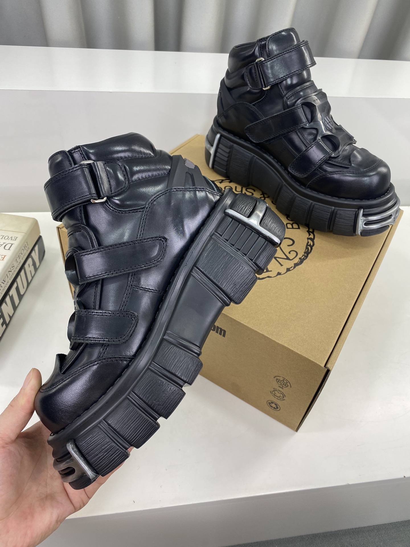 Calvin Klein Male Basic Shoes