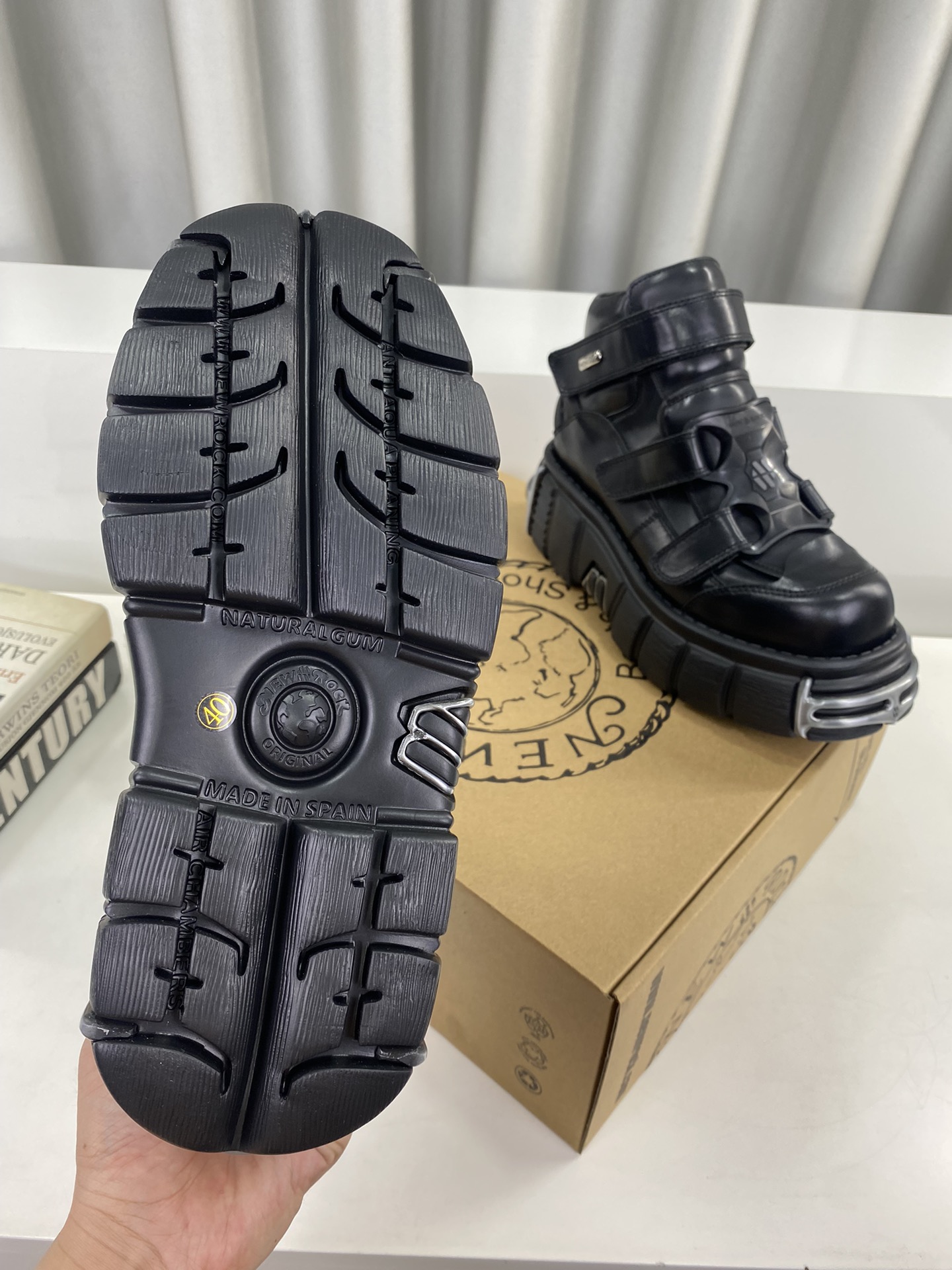 Calvin Klein Male Basic Shoes