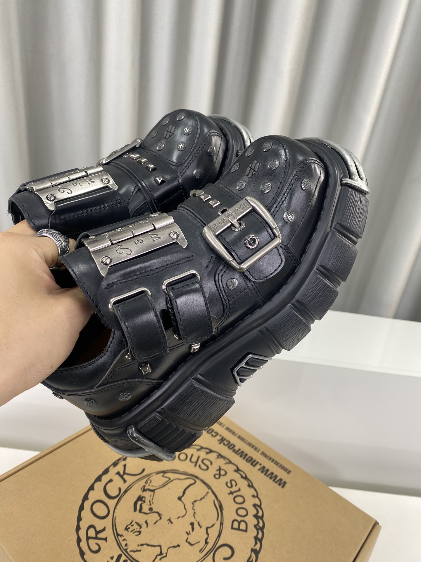 Calvin Klein Male Basic Shoes