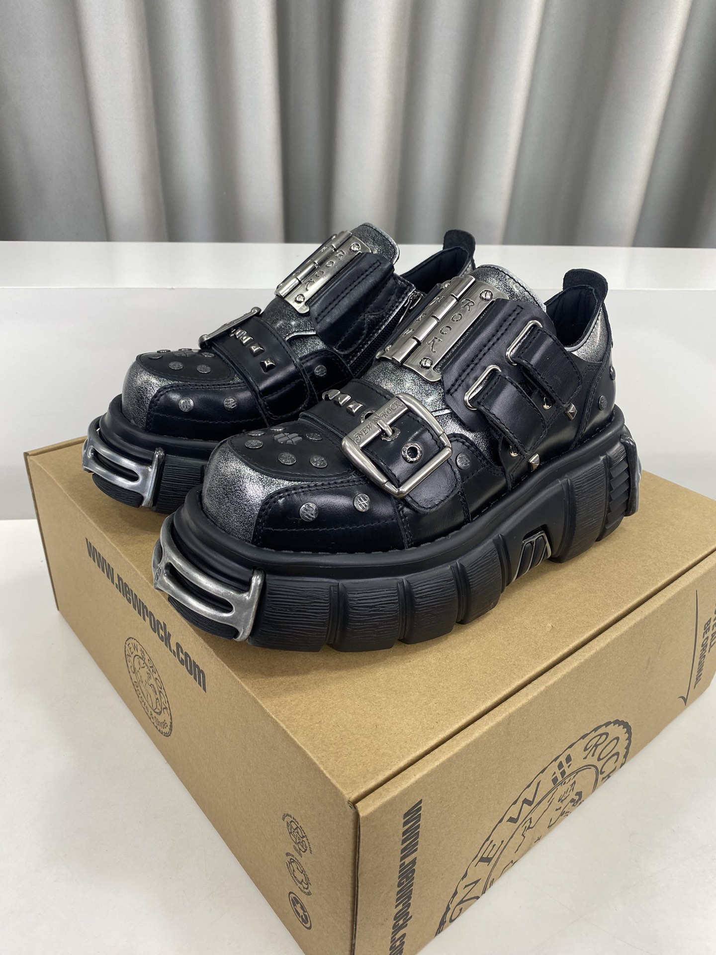 Calvin Klein Male Basic Shoes