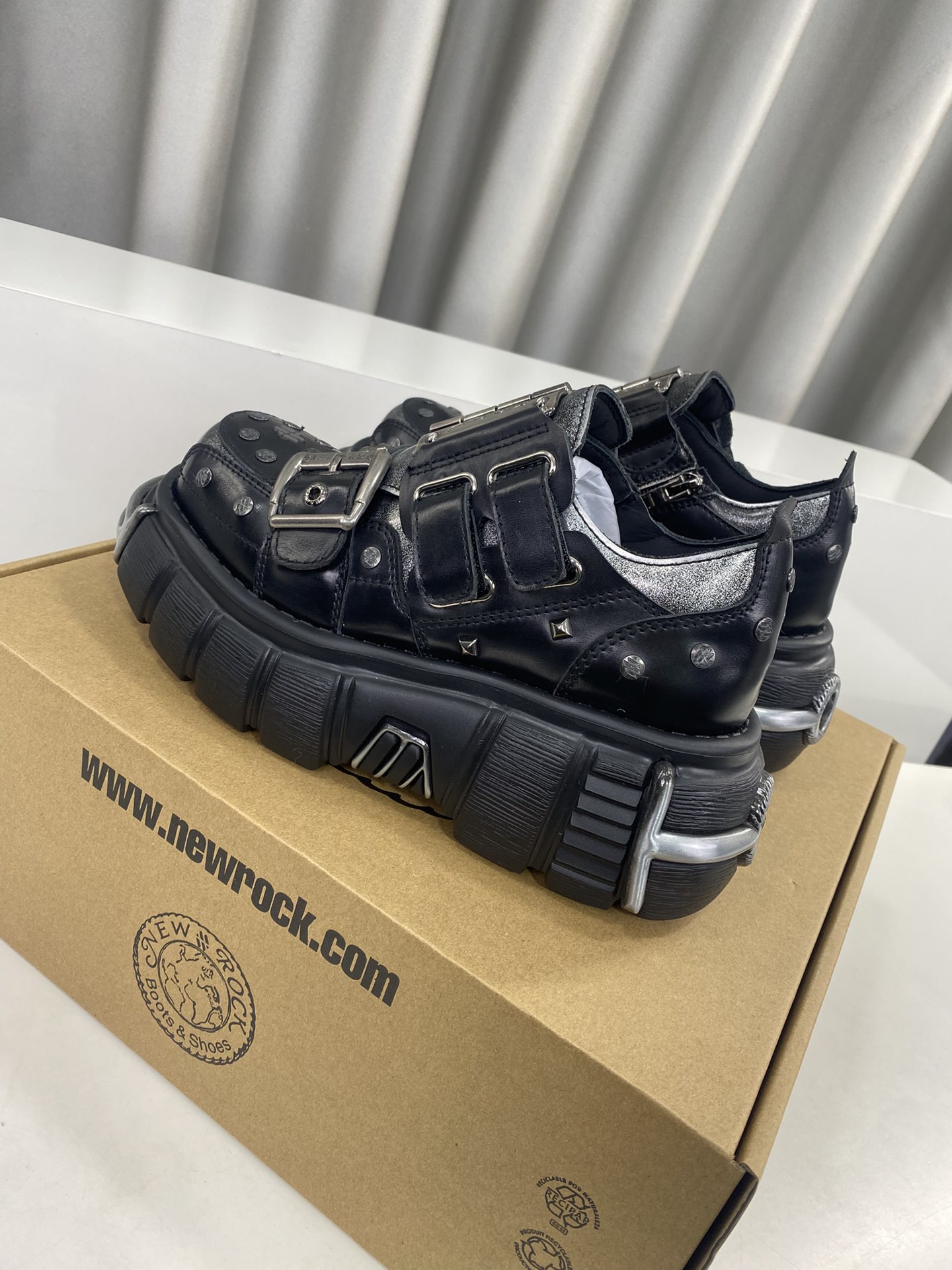 Calvin Klein Male Basic Shoes