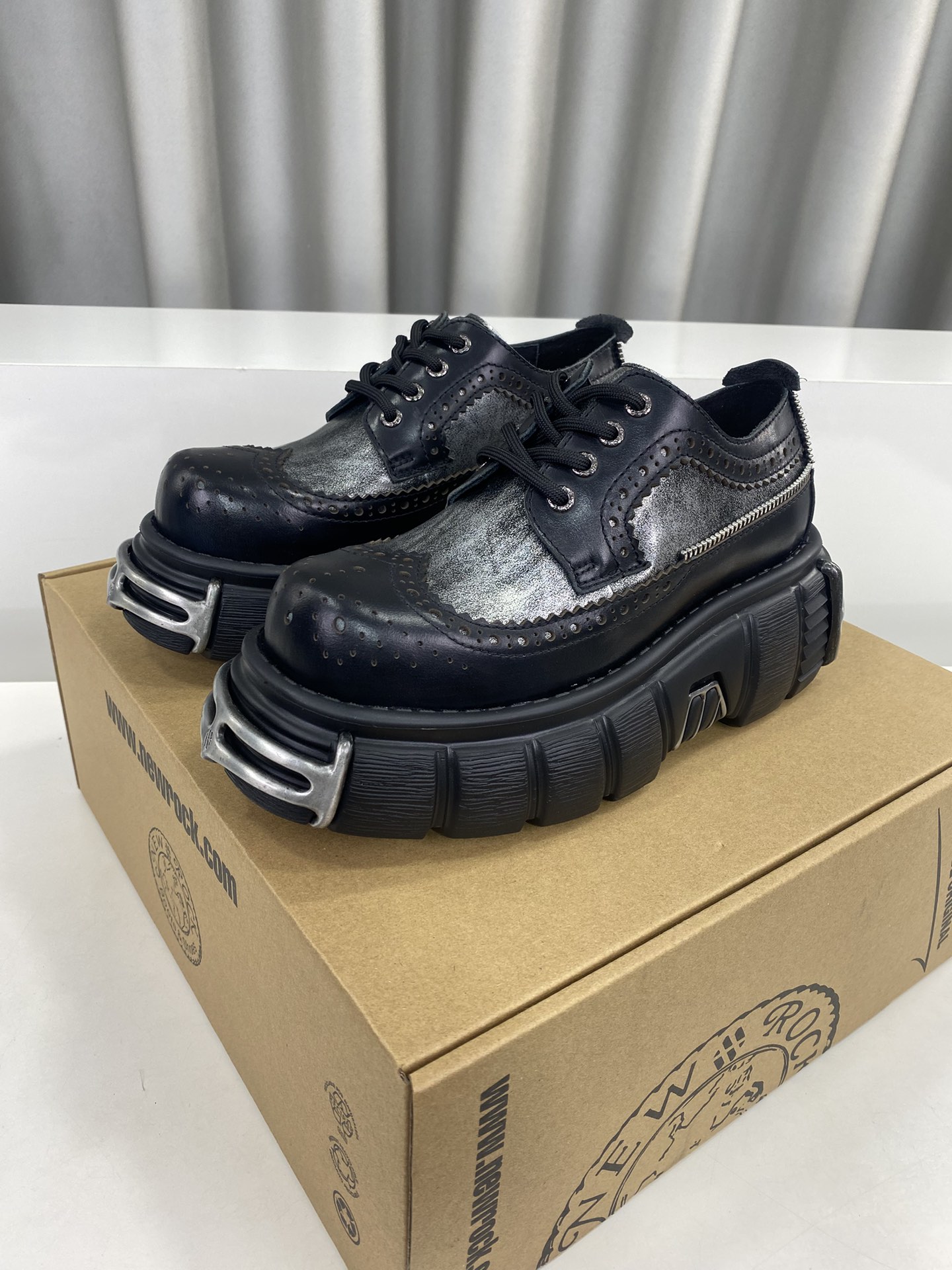 Calvin Klein Male Basic Shoes