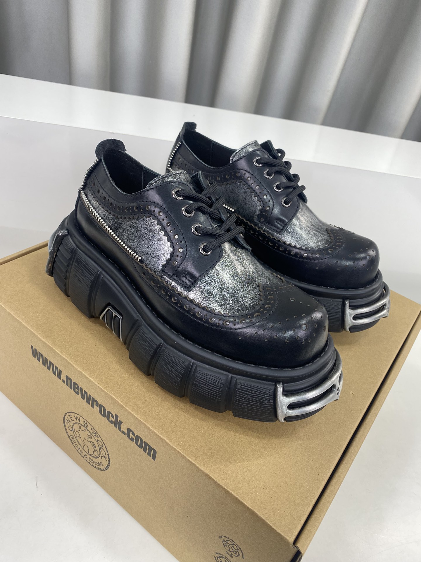 Calvin Klein Male Basic Shoes