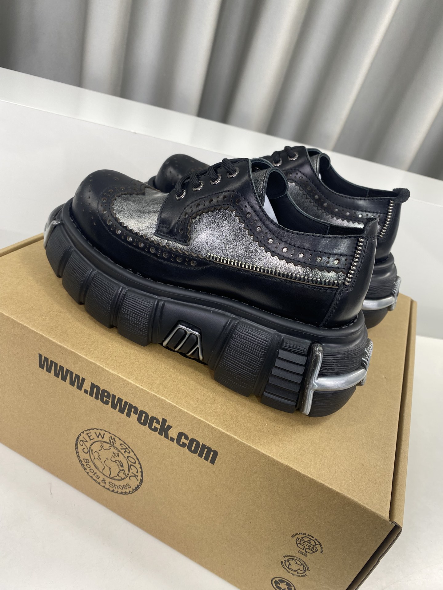 Calvin Klein Male Basic Shoes