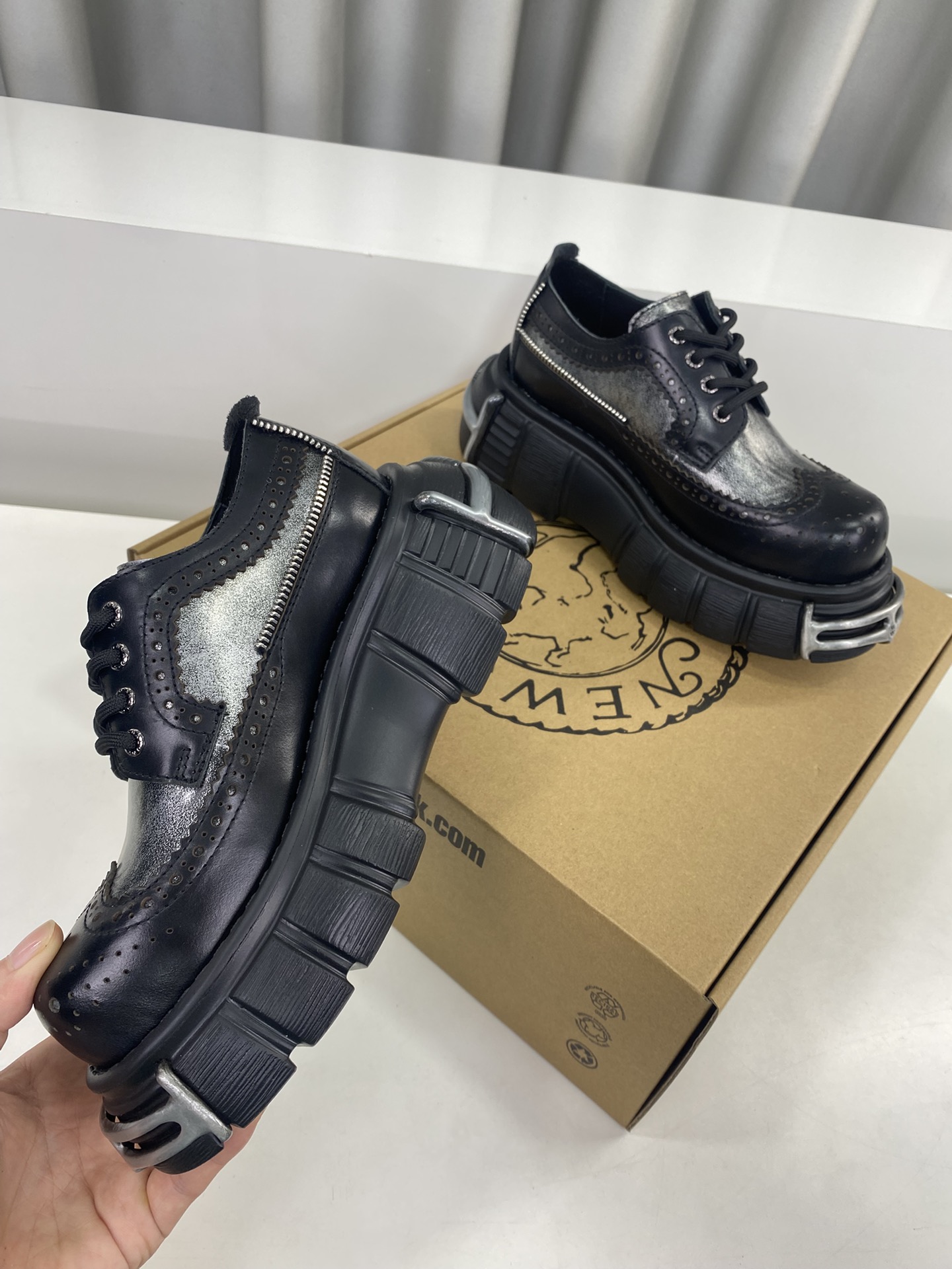 Calvin Klein Male Basic Shoes