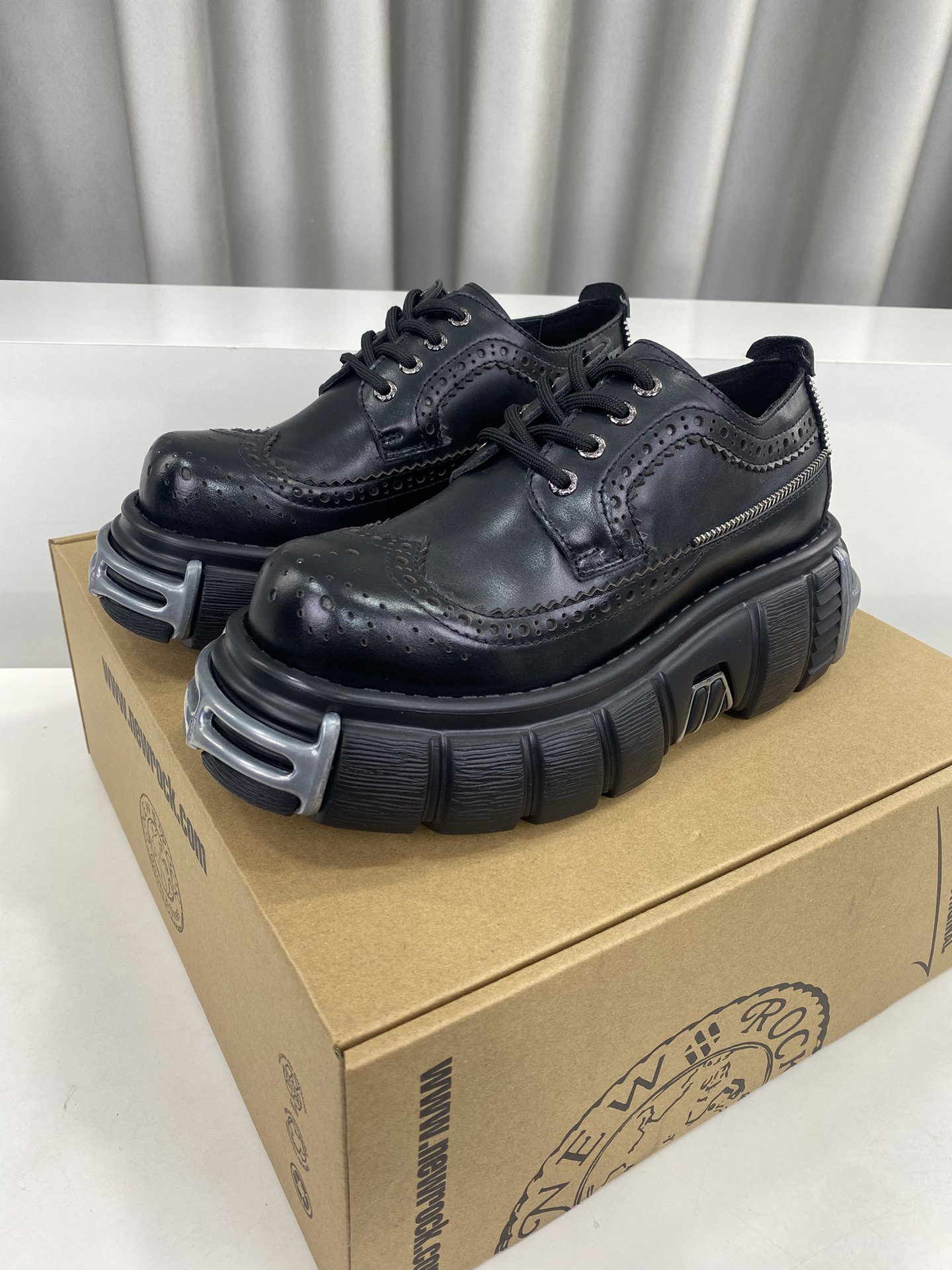 Calvin Klein Male Basic Shoes