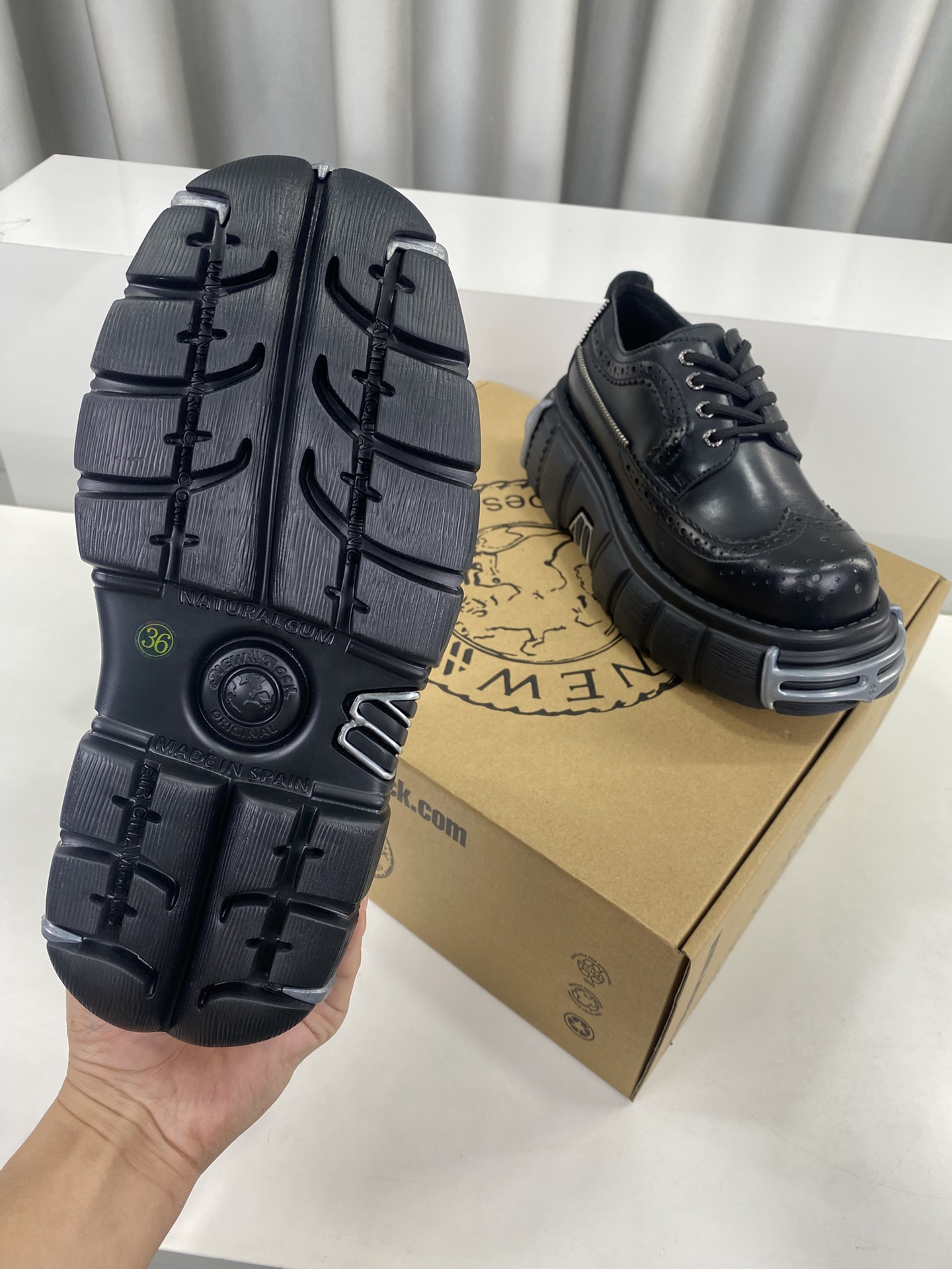 Calvin Klein Male Basic Shoes