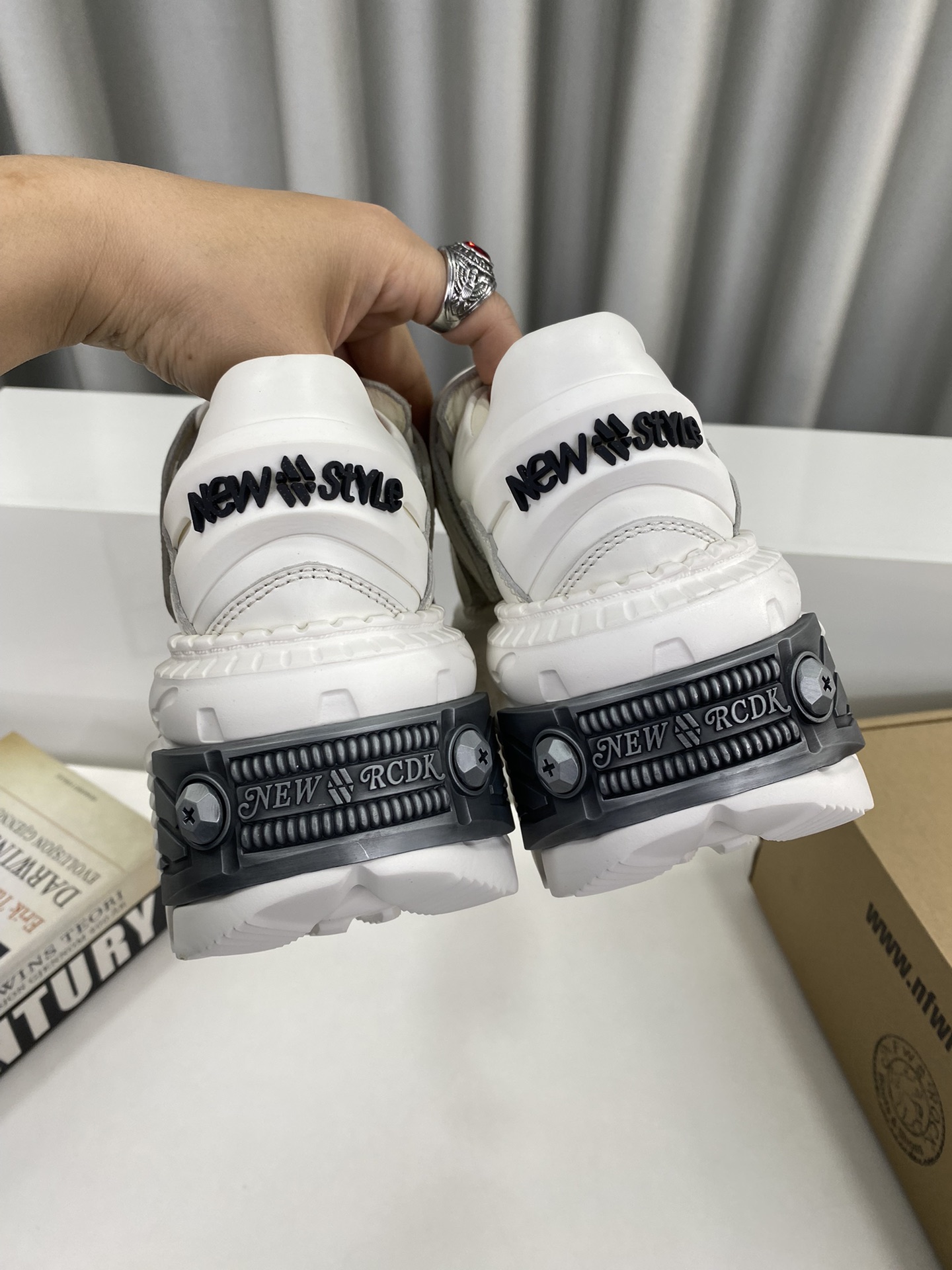 Calvin Klein Male Basic Shoes