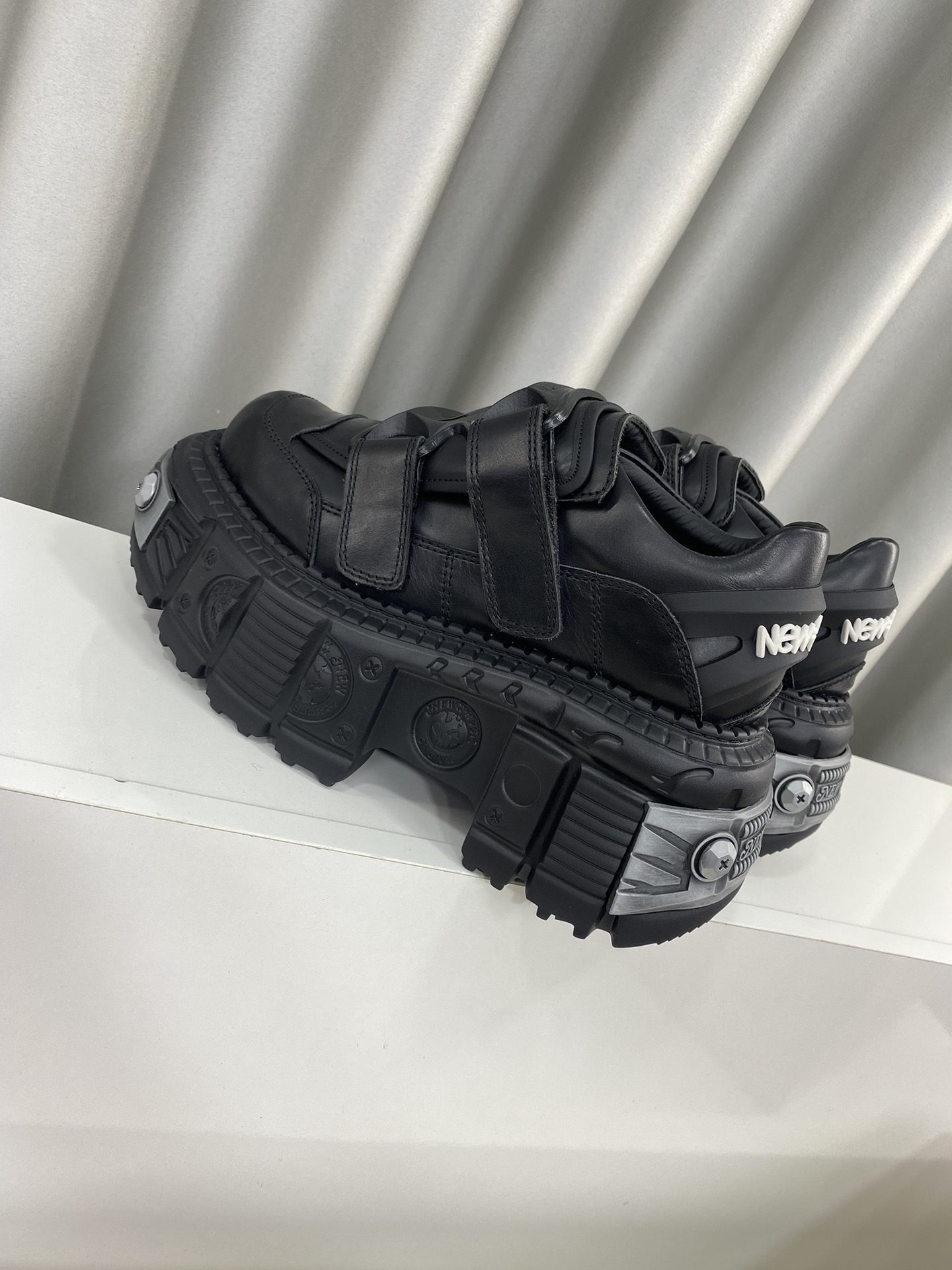 Calvin Klein Male Basic Shoes