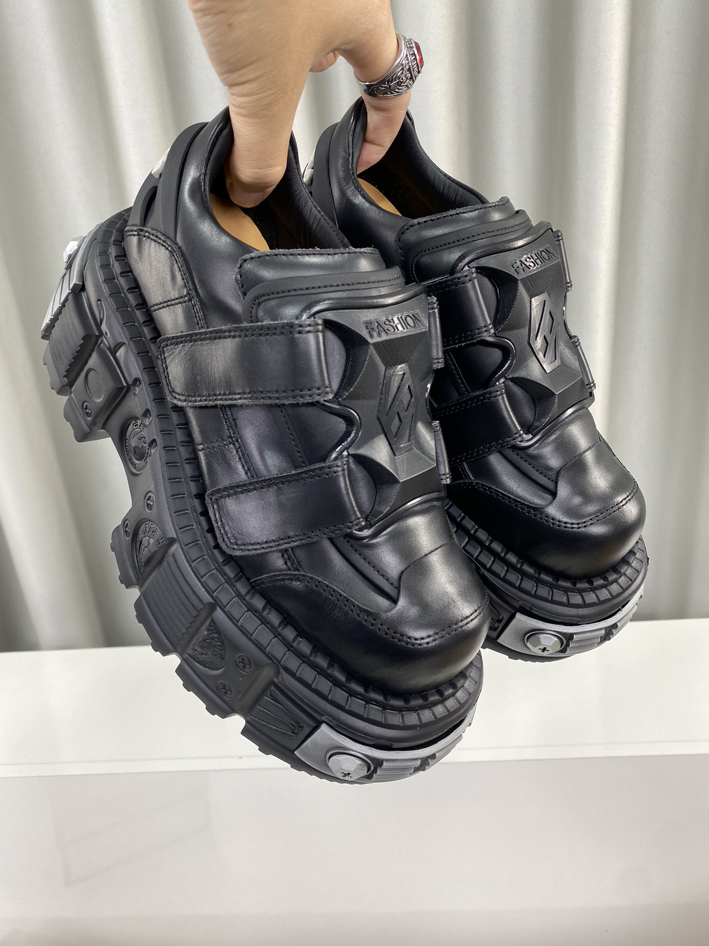 Calvin Klein Male Basic Shoes