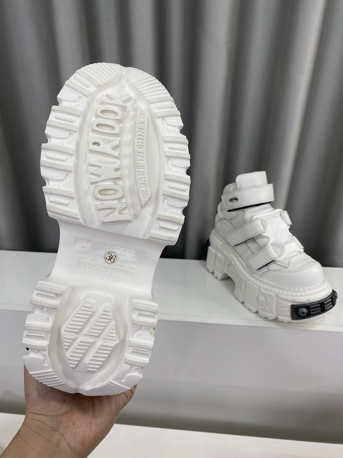 Calvin Klein Male Basic Shoes