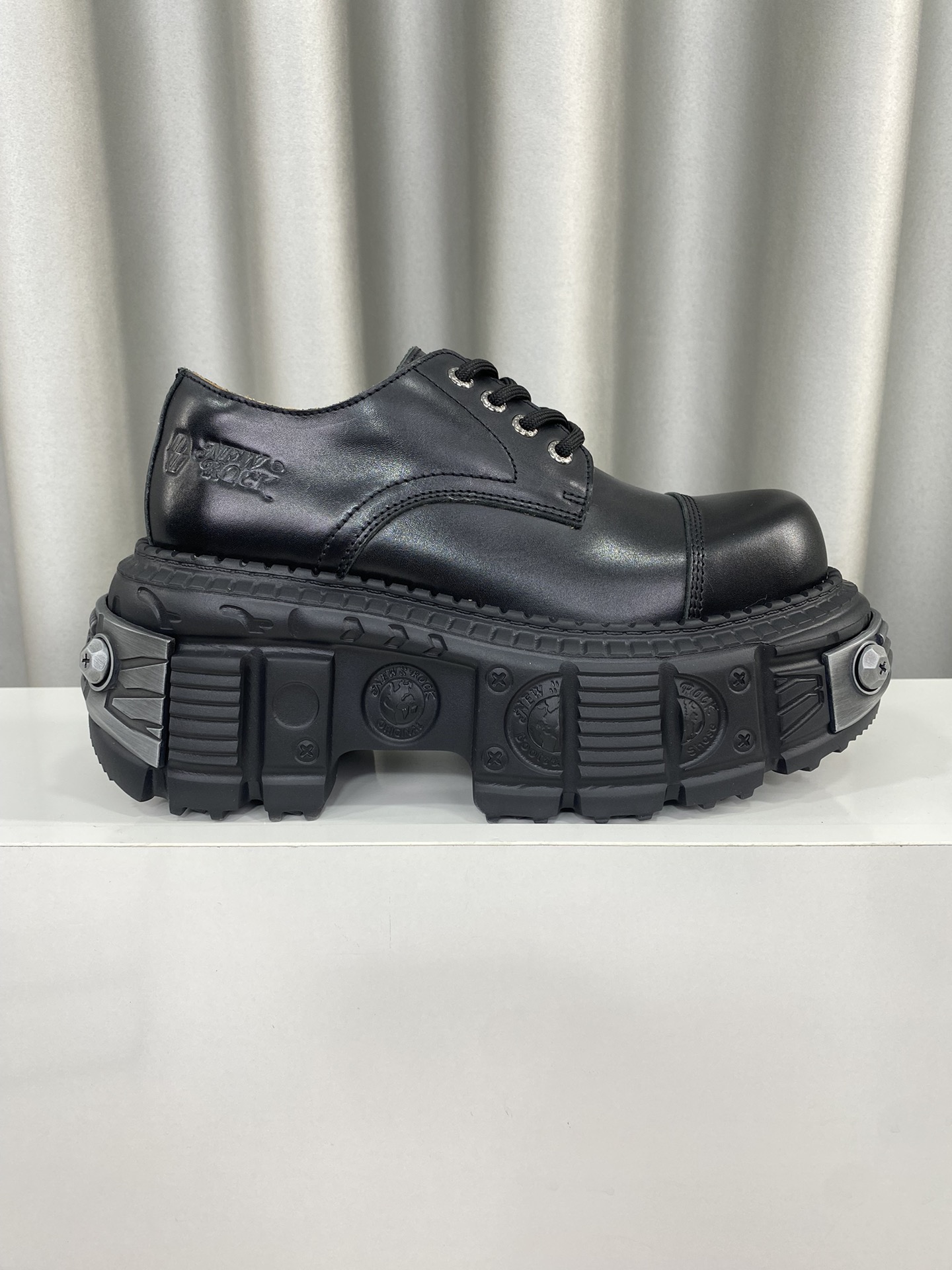 Calvin Klein Male Basic Shoes