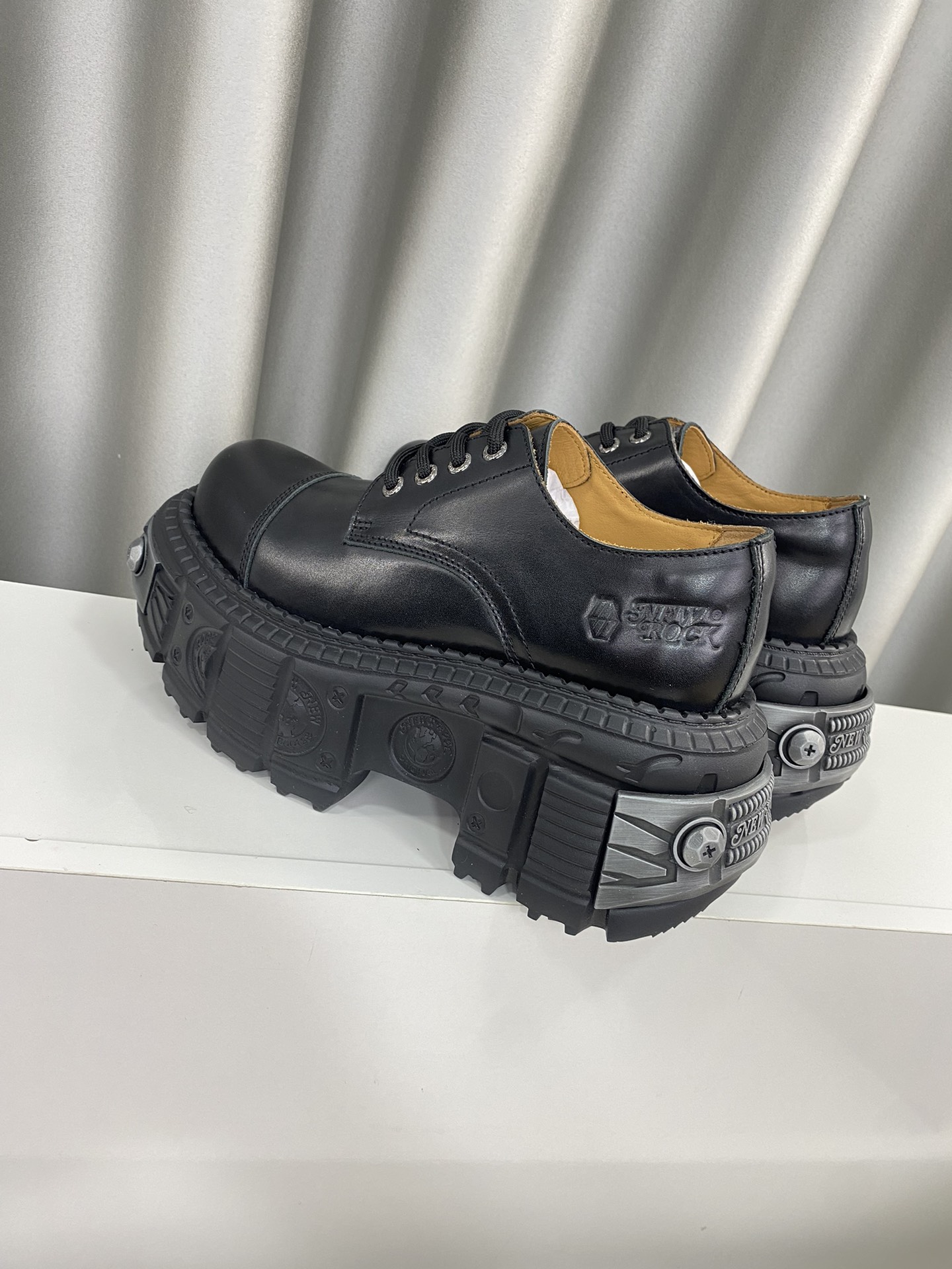 Calvin Klein Male Basic Shoes