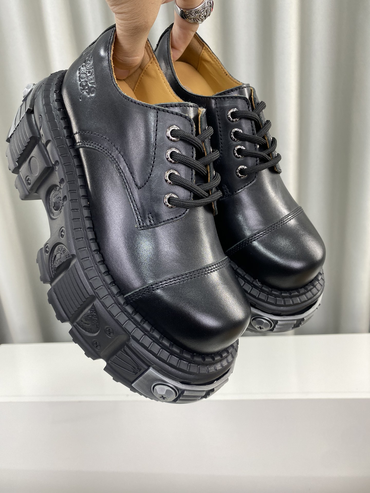 Calvin Klein Male Basic Shoes