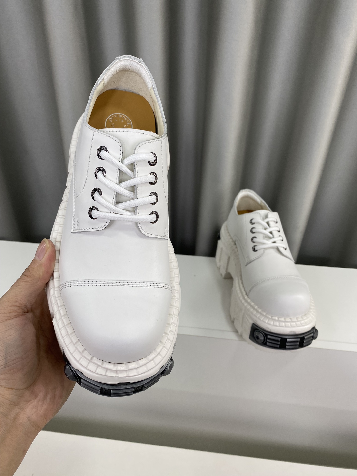 Calvin Klein Male Basic Shoes