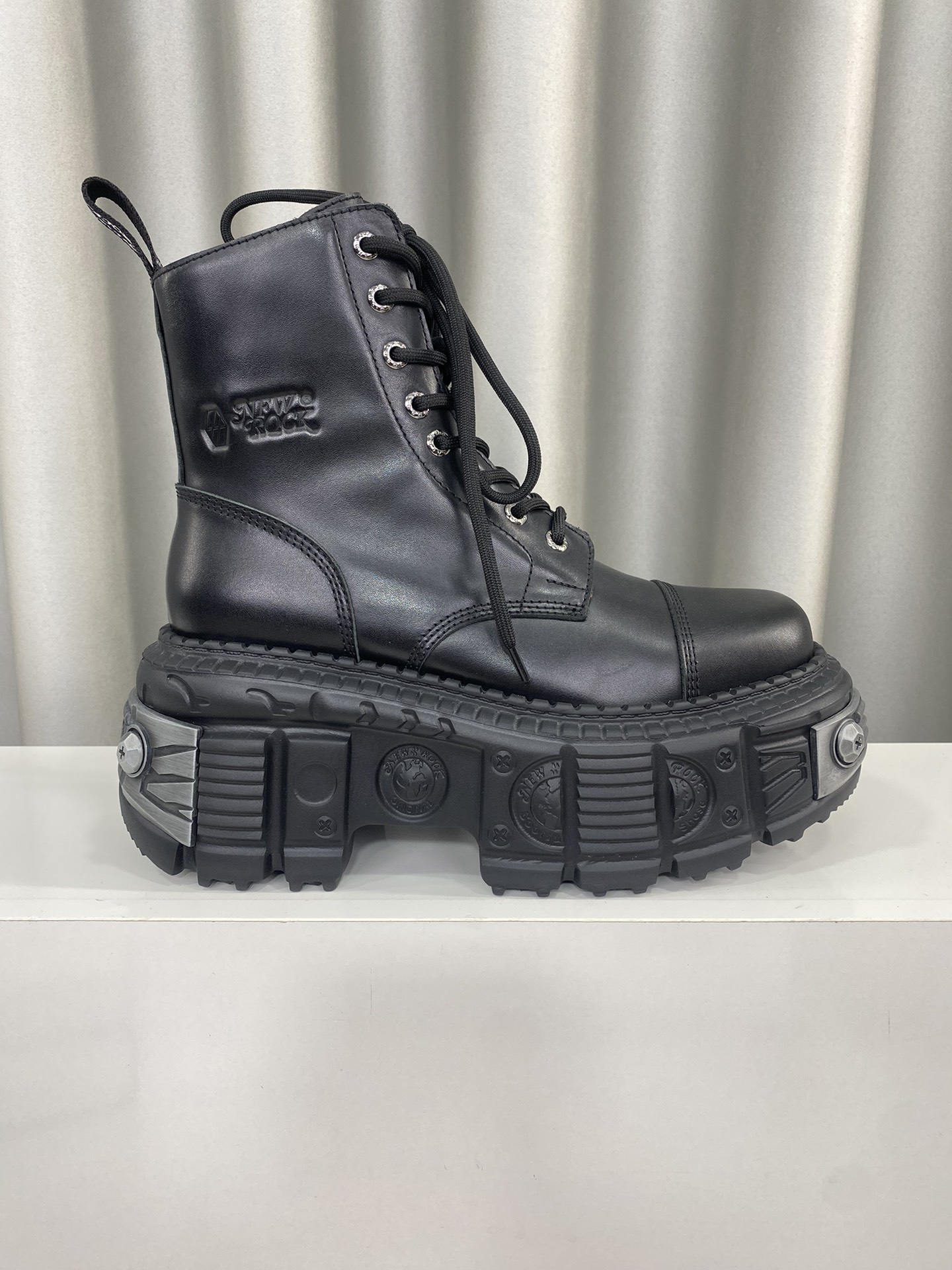 Calvin Klein Male Basic Shoes