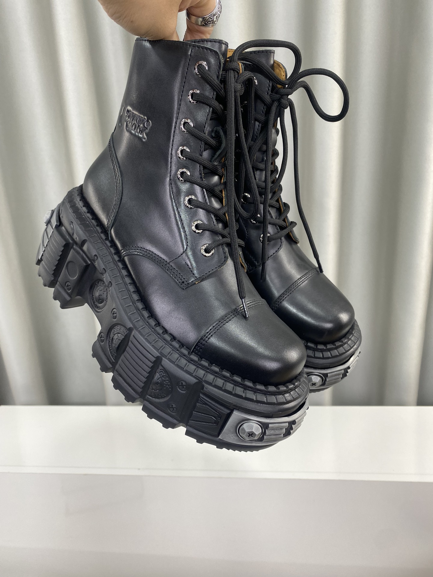 Calvin Klein Male Basic Shoes