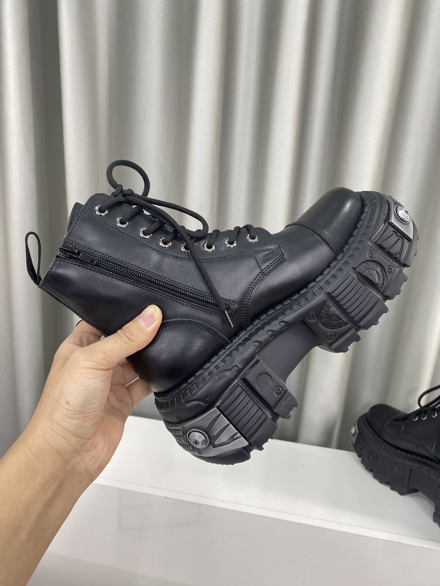 Calvin Klein Male Basic Shoes