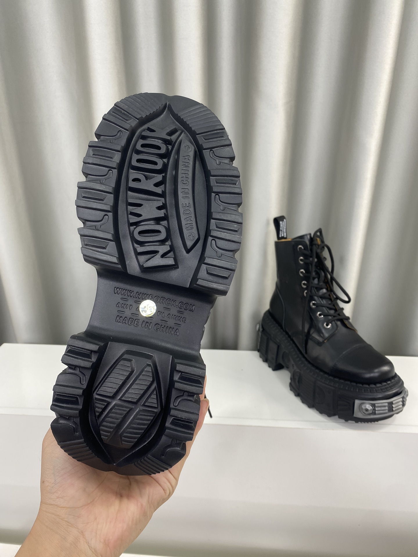 Calvin Klein Male Basic Shoes