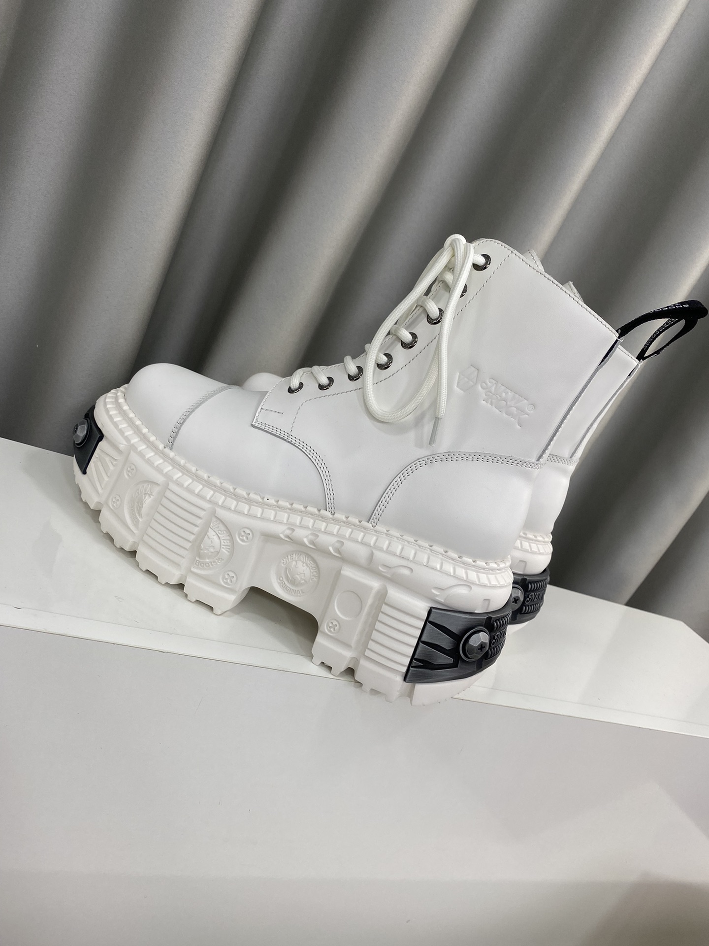 Calvin Klein Male Basic Shoes