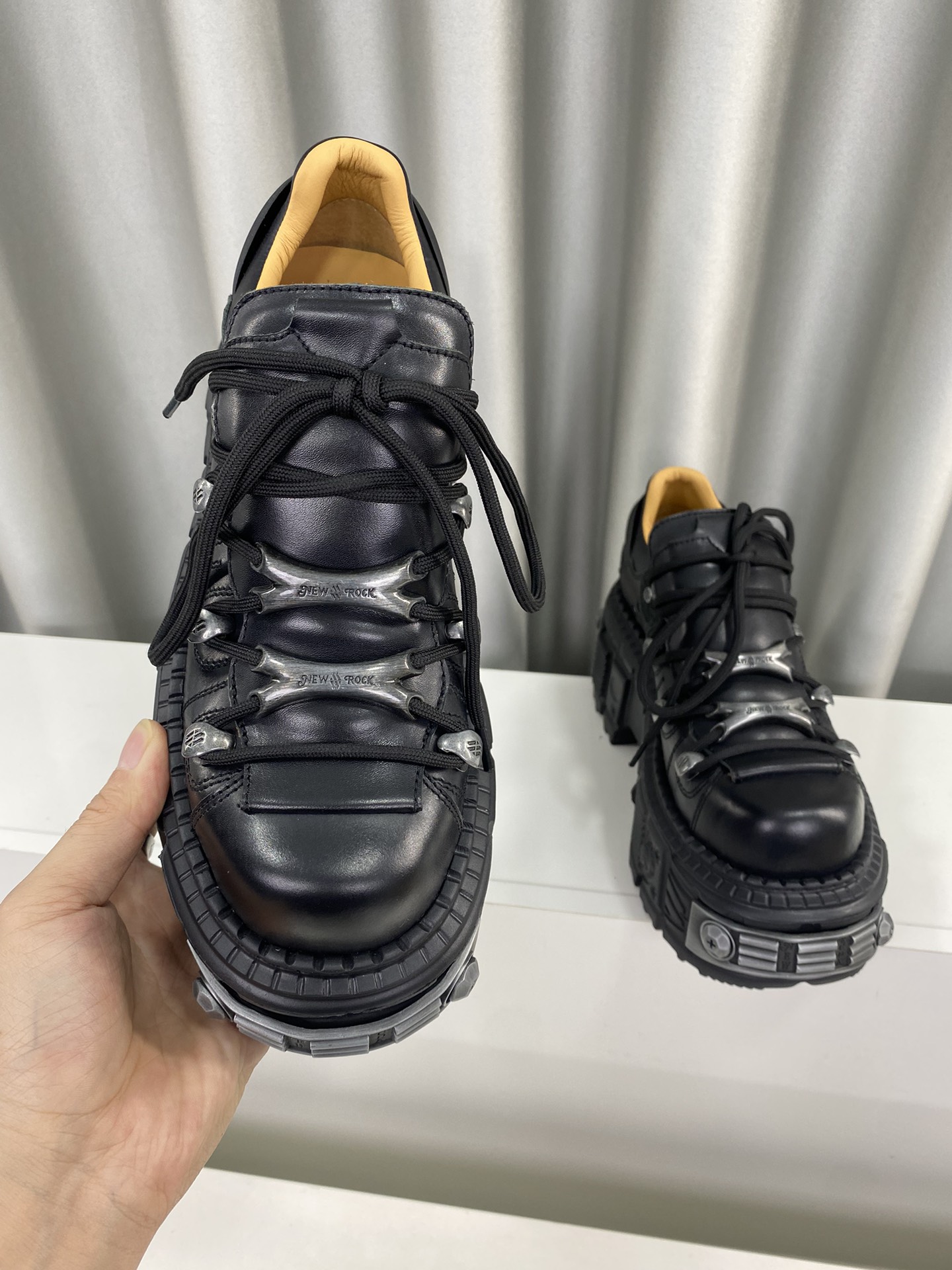 Calvin Klein Male Basic Shoes