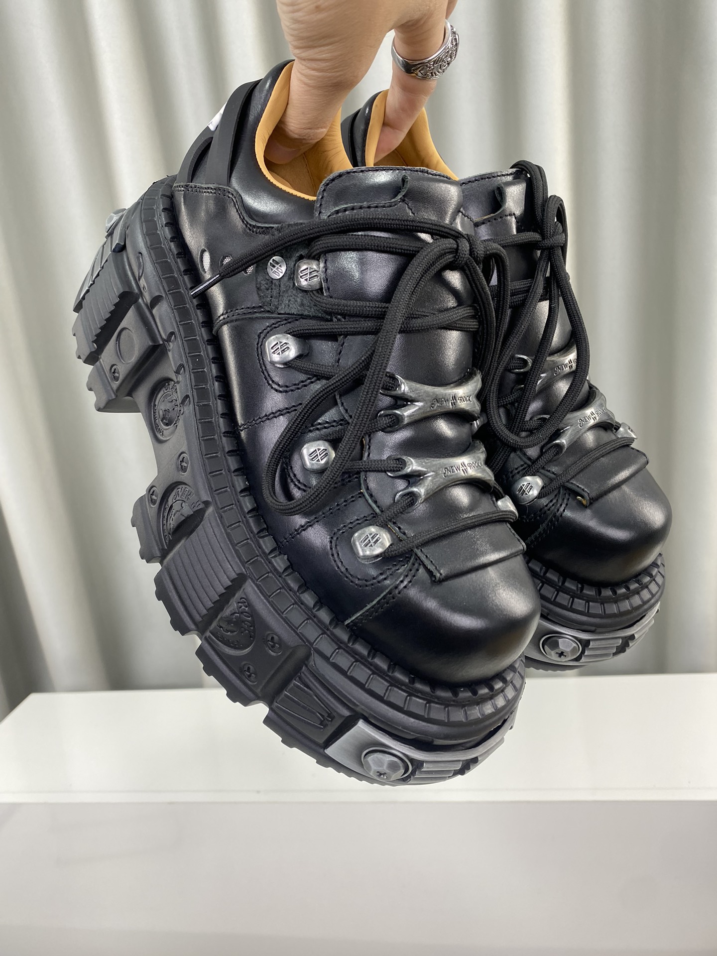 Calvin Klein Male Basic Shoes