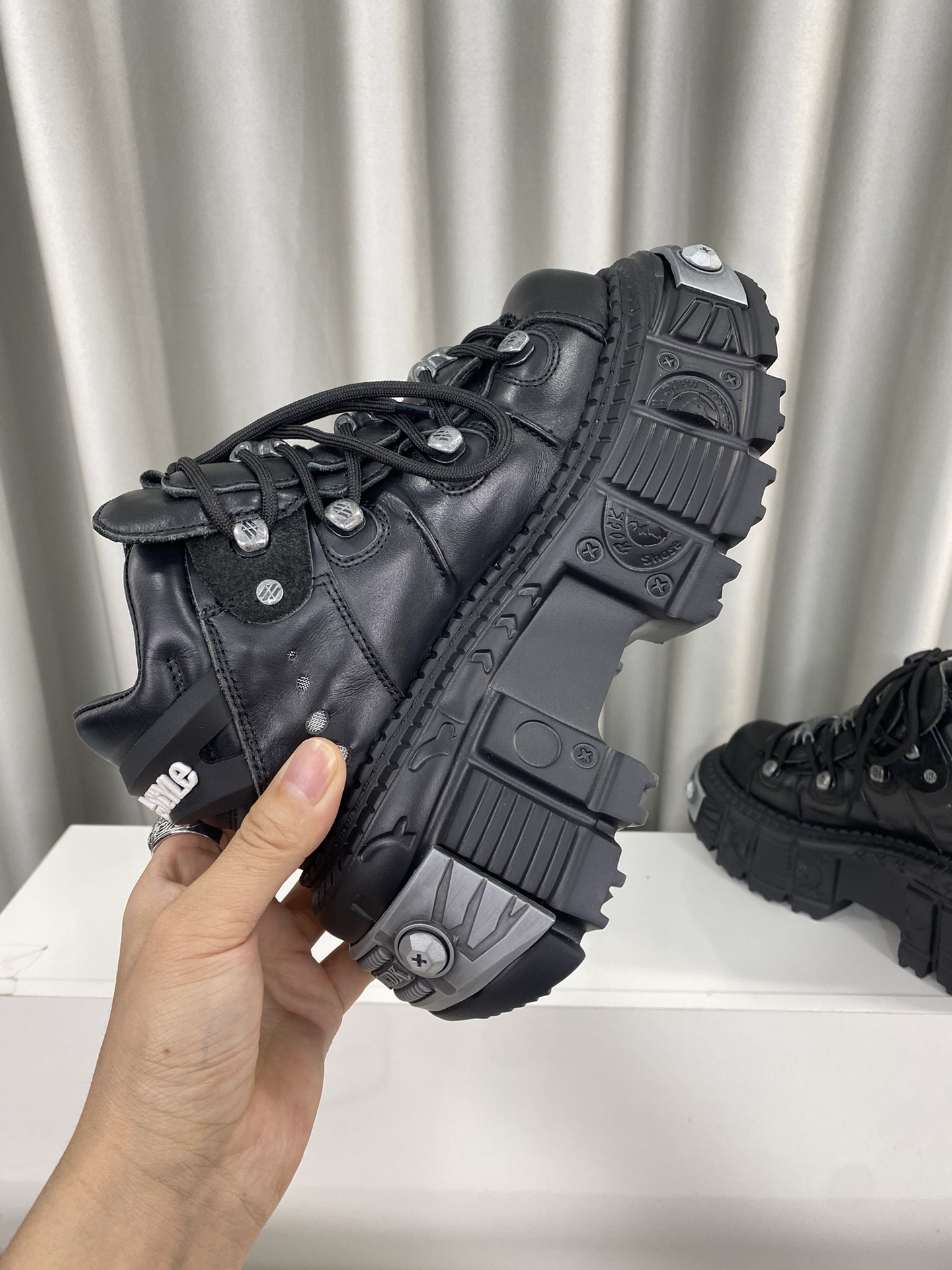 Calvin Klein Male Basic Shoes