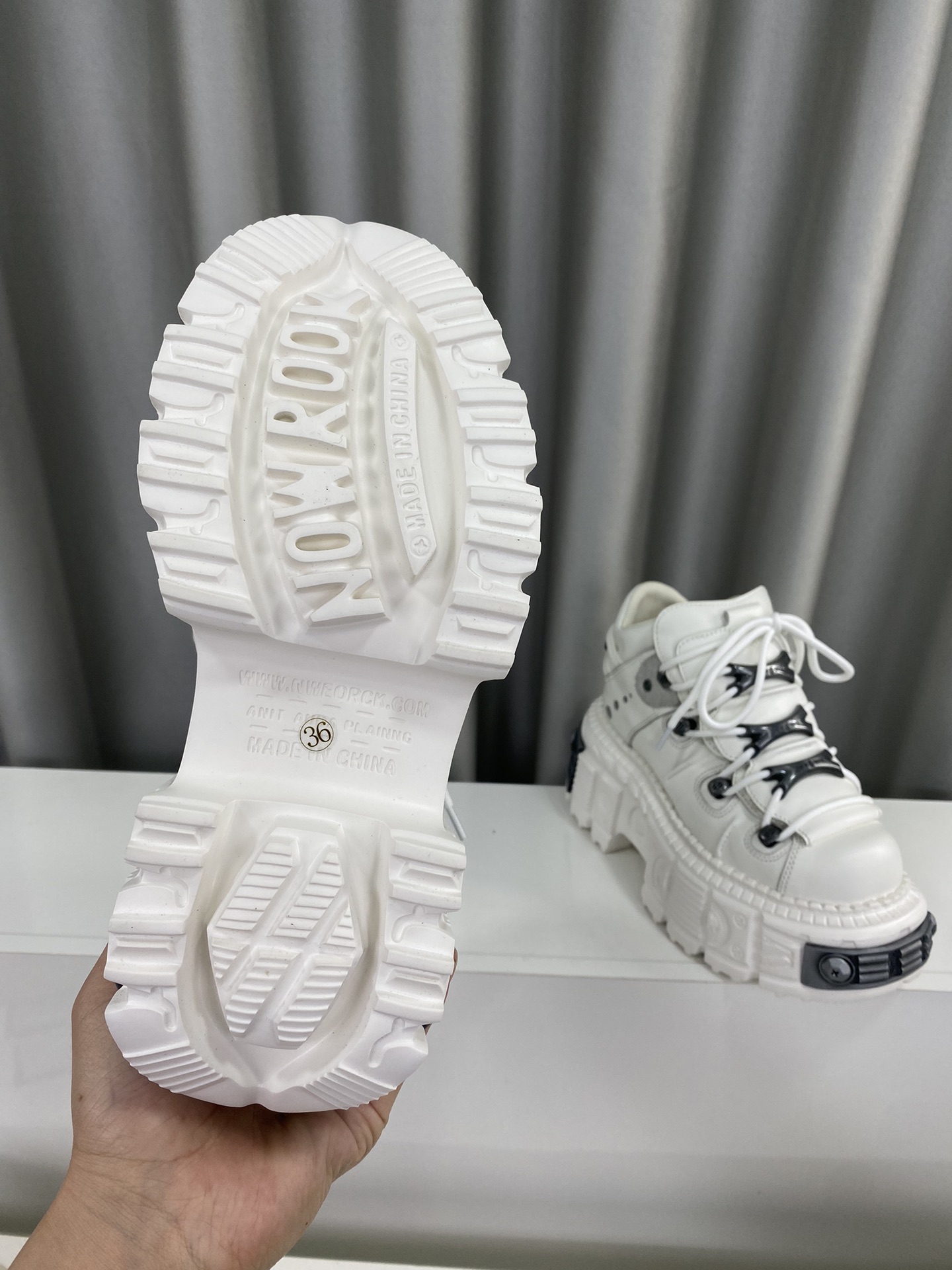 Calvin Klein Male Basic Shoes