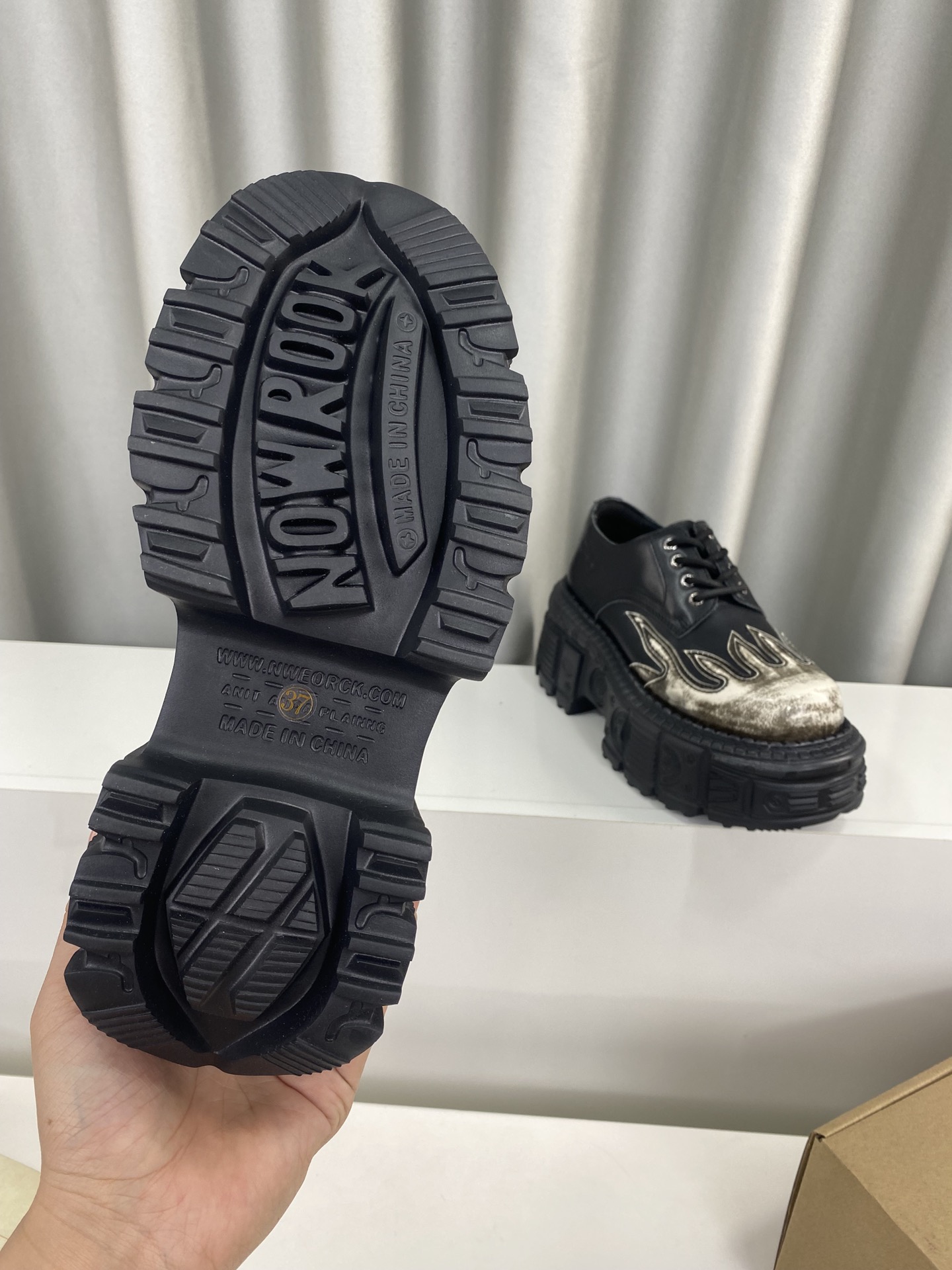 Calvin Klein Male Basic Shoes