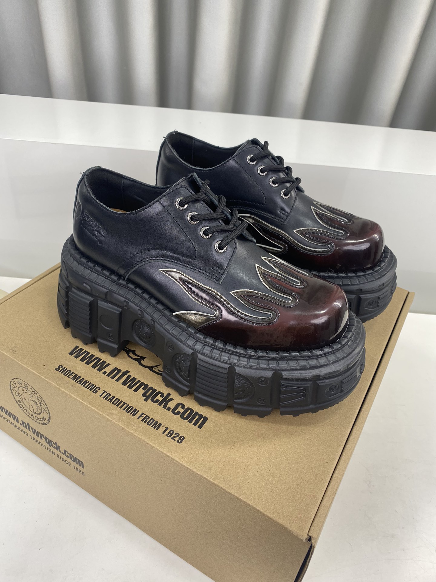 Calvin Klein Male Basic Shoes