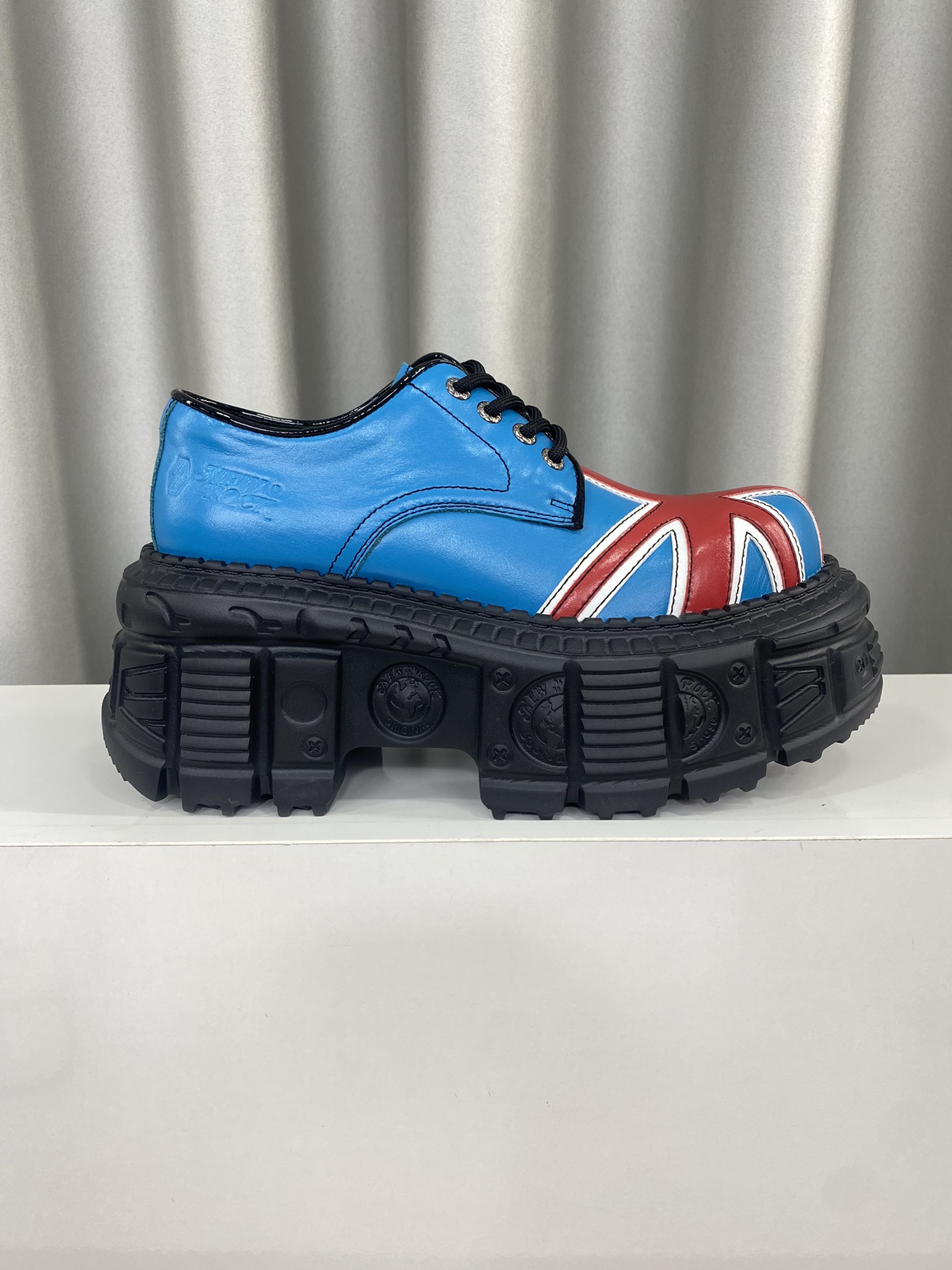 Calvin Klein Male Basic Shoes