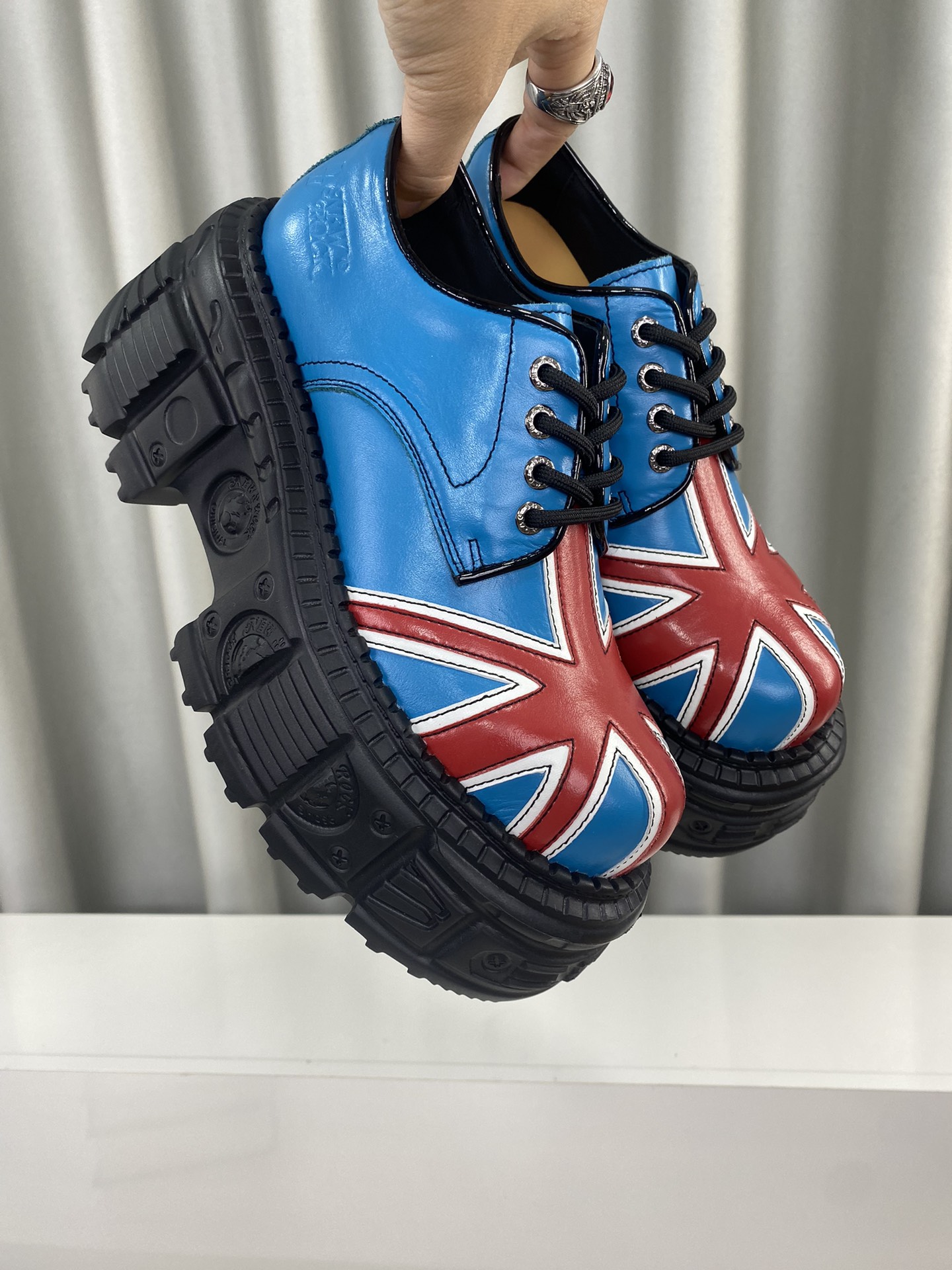 Calvin Klein Male Basic Shoes