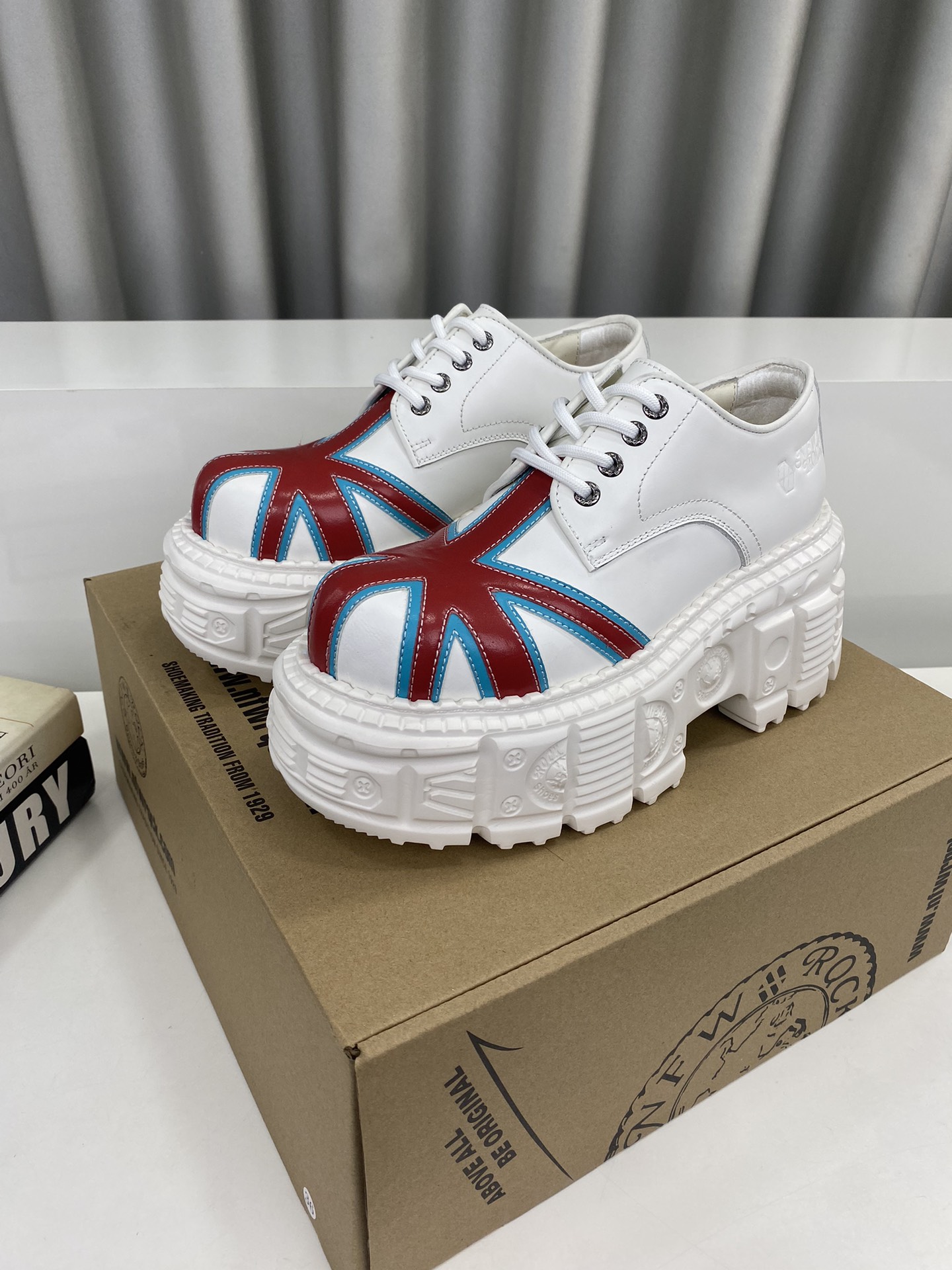 Calvin Klein Male Basic Shoes