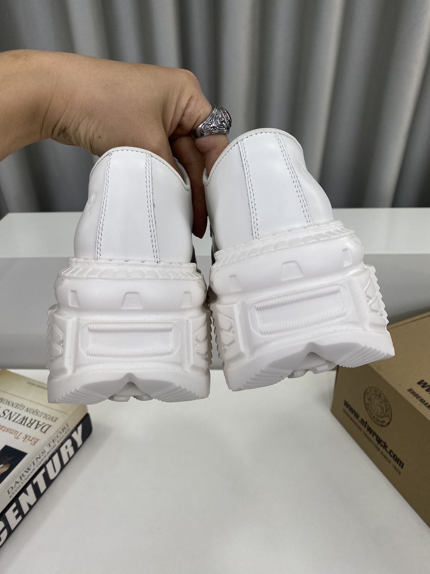 Calvin Klein Male Basic Shoes