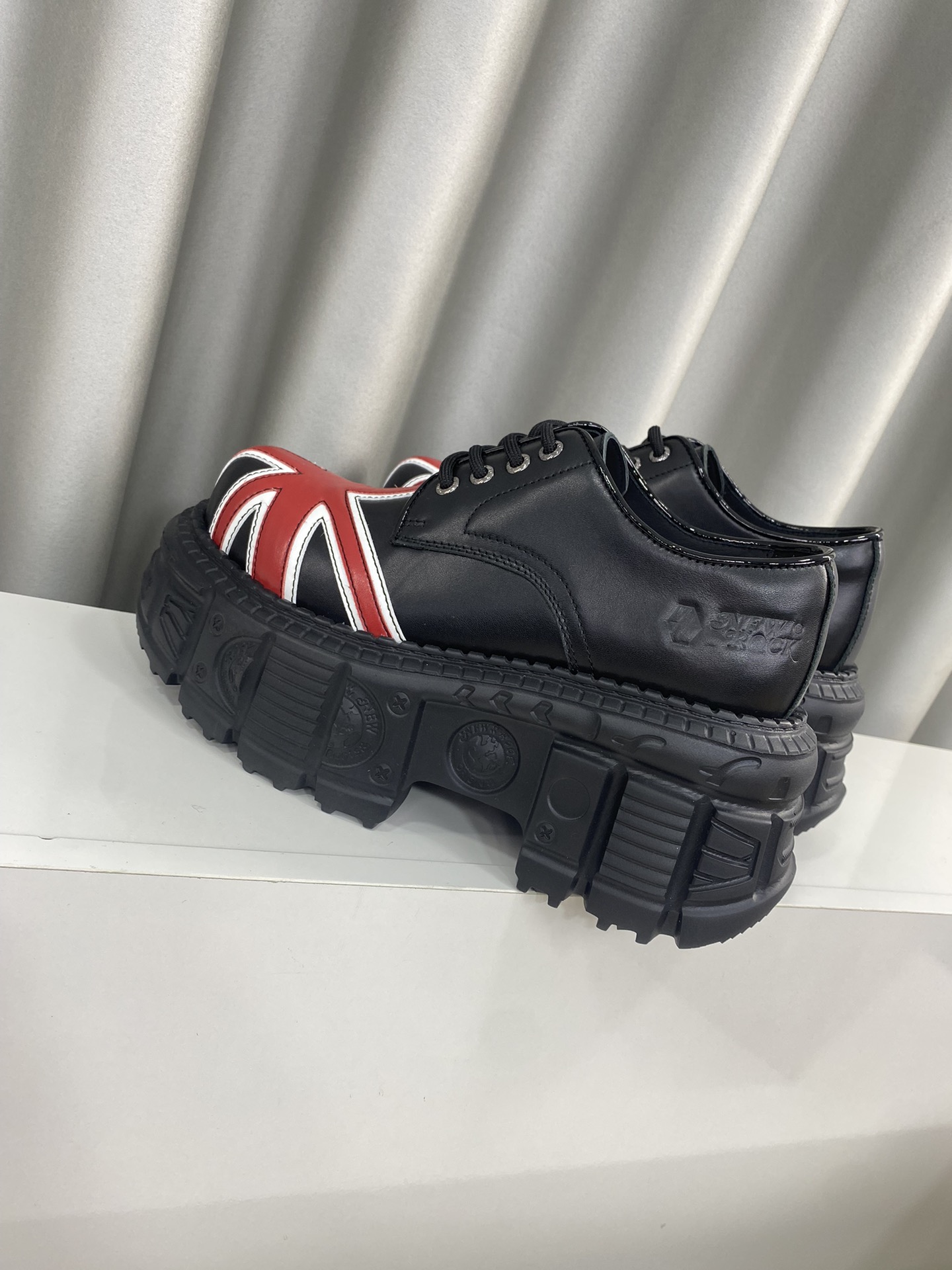 Calvin Klein Male Basic Shoes