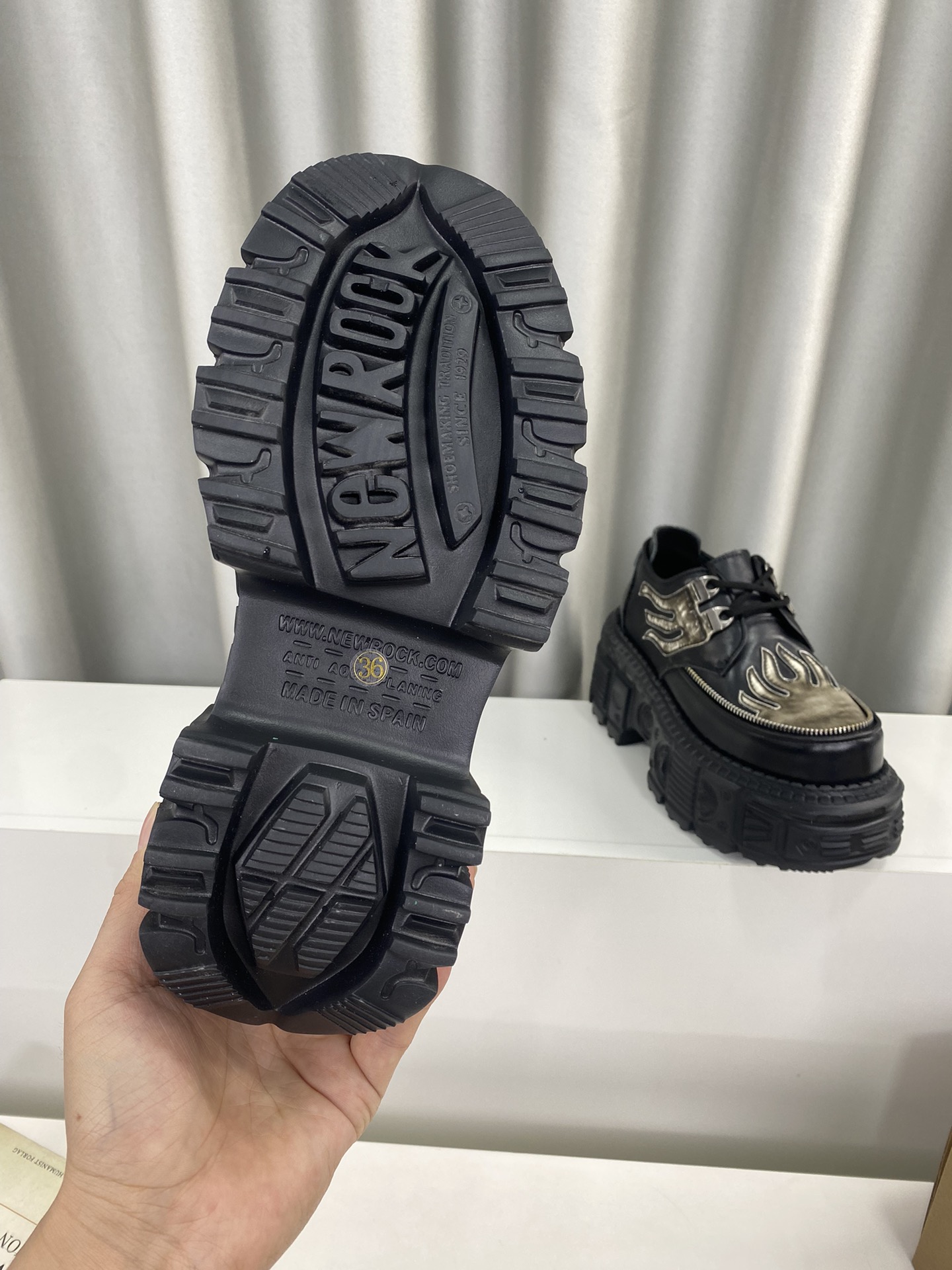 Calvin Klein Male Basic Shoes