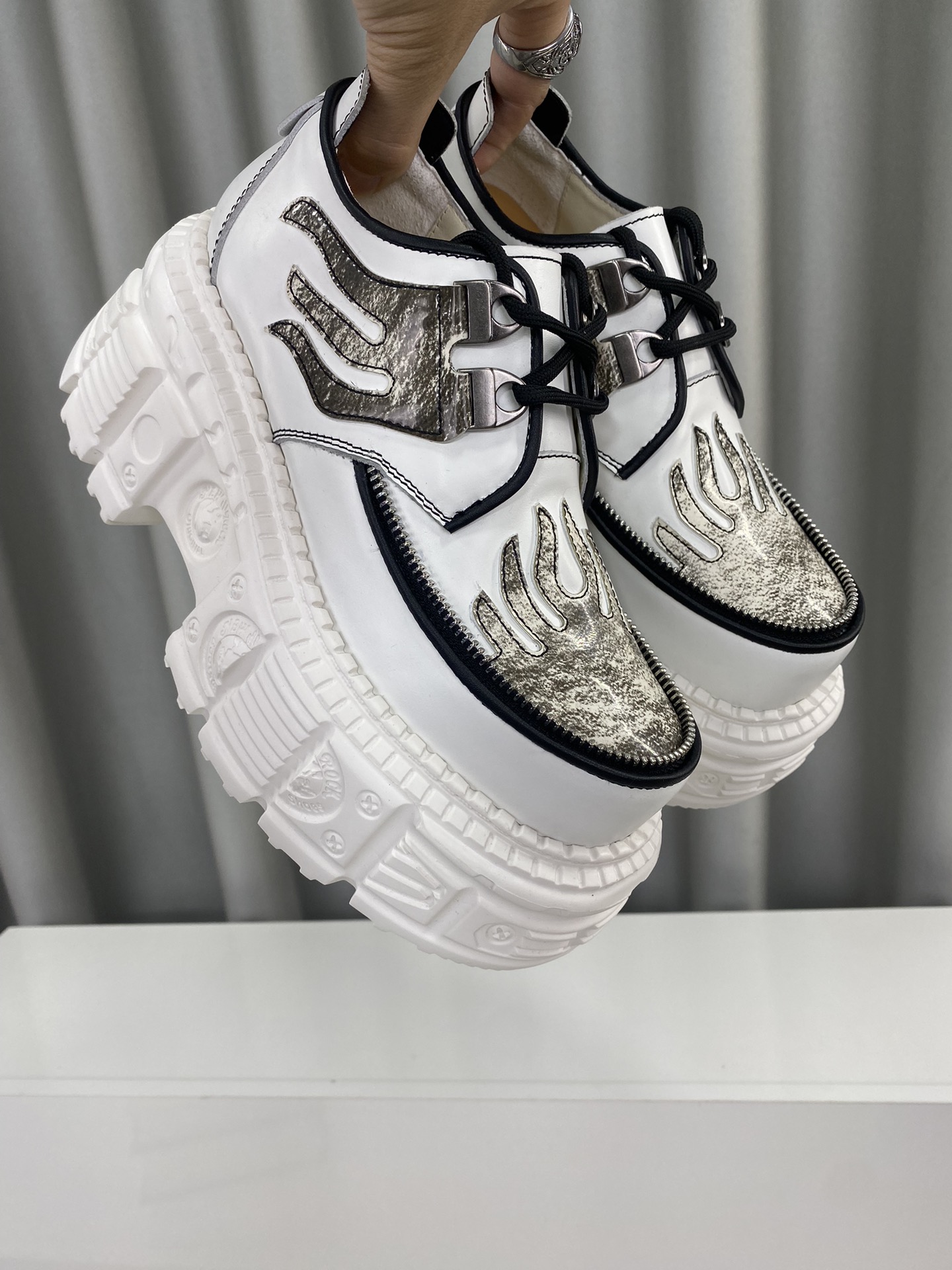 Calvin Klein Male Basic Shoes