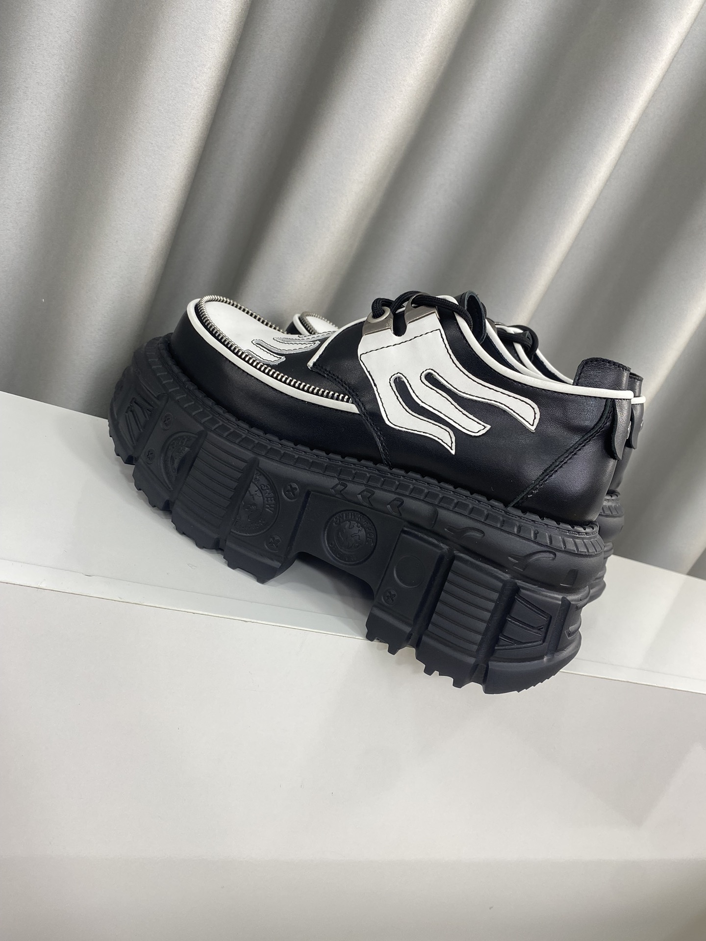 Calvin Klein Male Basic Shoes