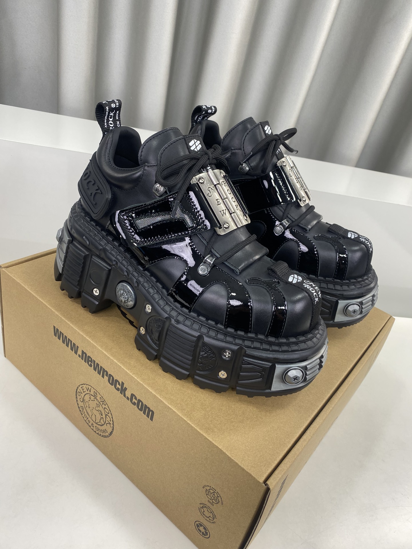 Calvin Klein Male Basic Shoes