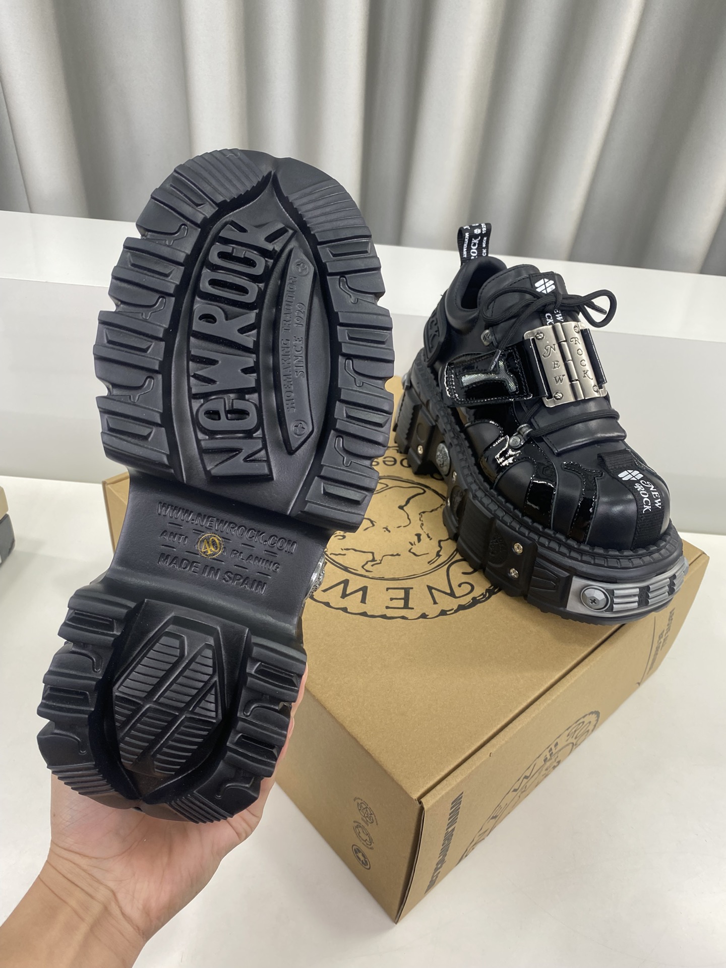 Calvin Klein Male Basic Shoes