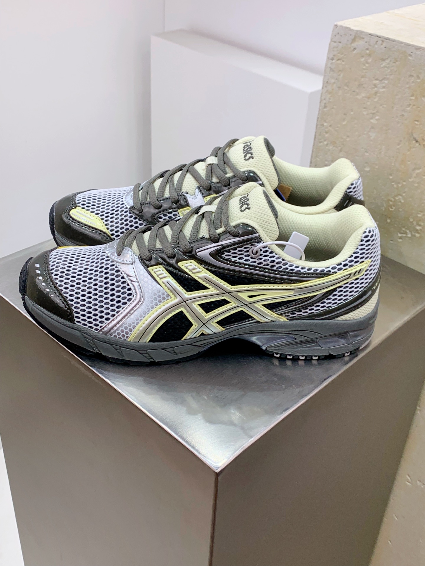 Asics Male Running Shoes Breathable L-s