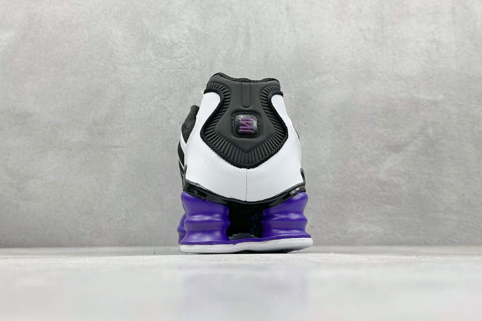 Nike Basic Shoes Gray L-s