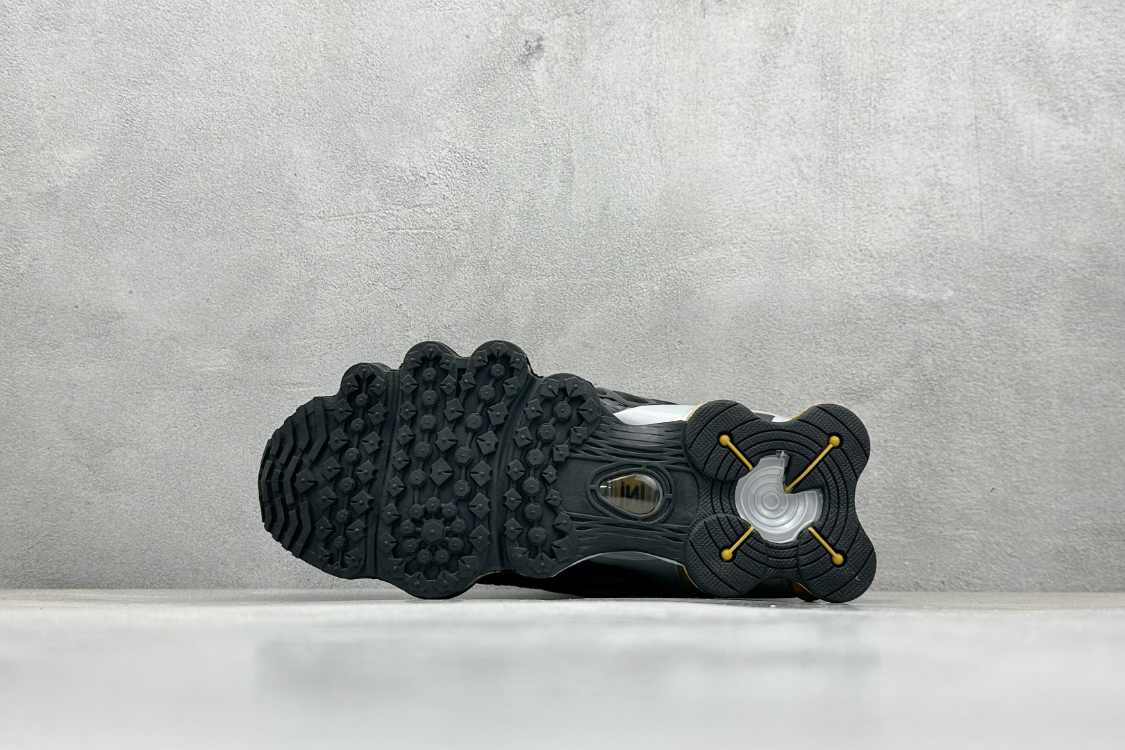 Bottega Veneta Nike Basic Shoes Gray L-s