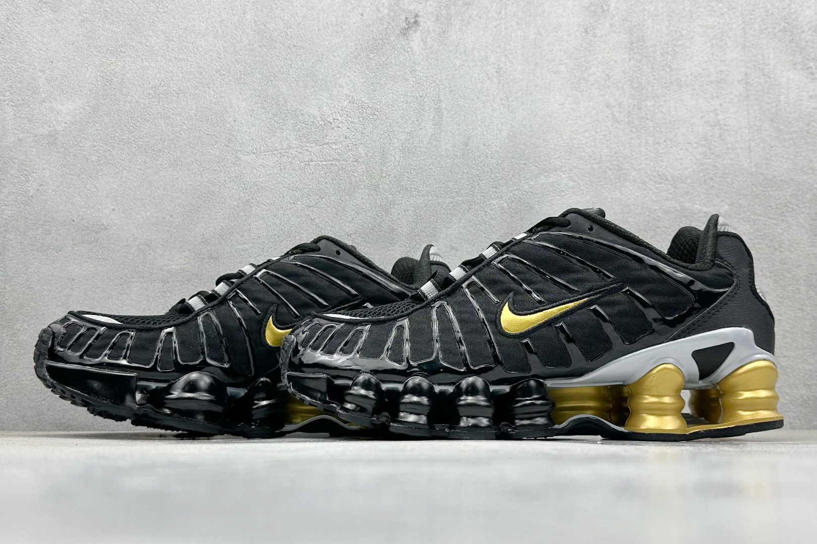 Bottega Veneta Nike Basic Shoes Gray L-s