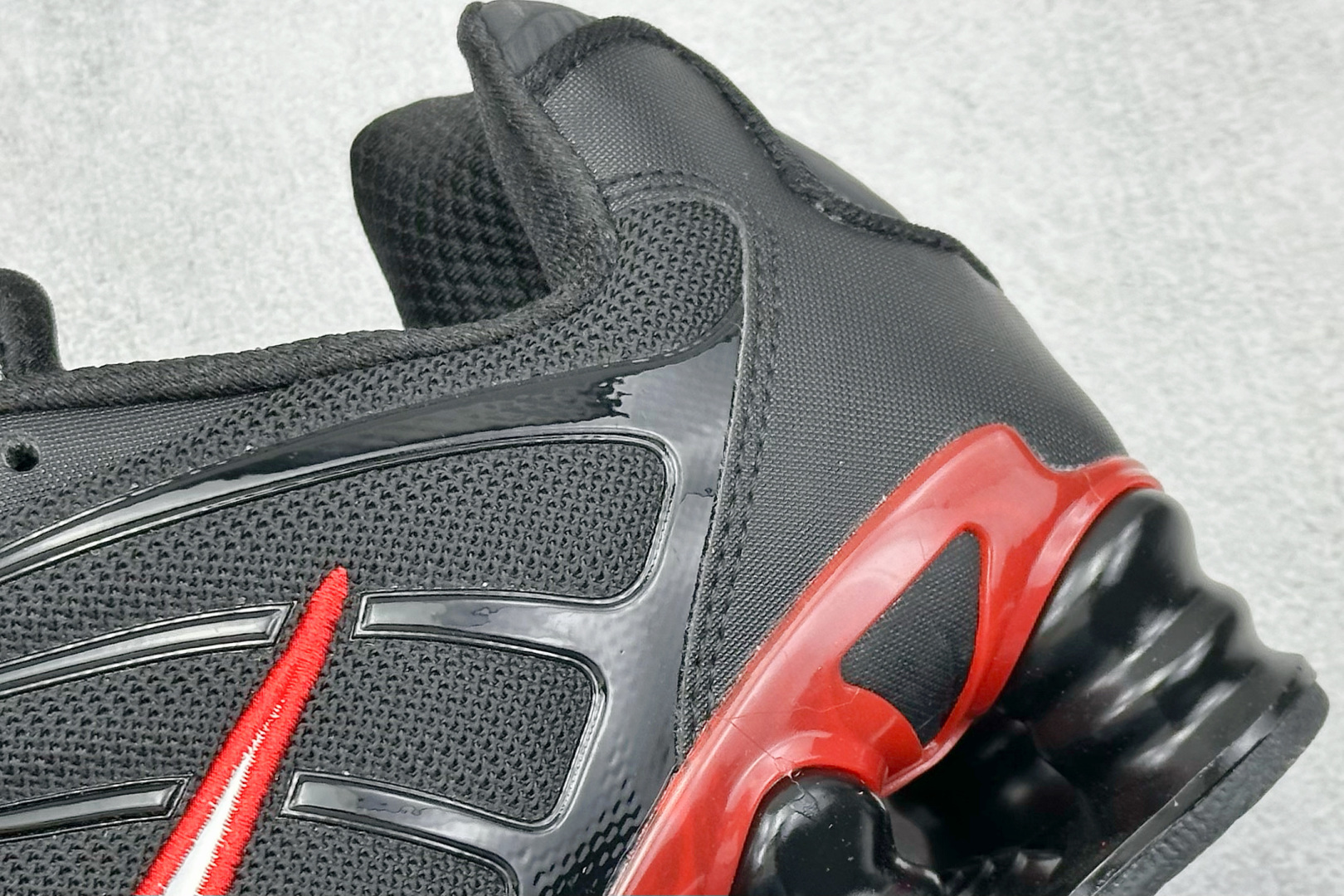 Nike Basic Shoes Gray L-s