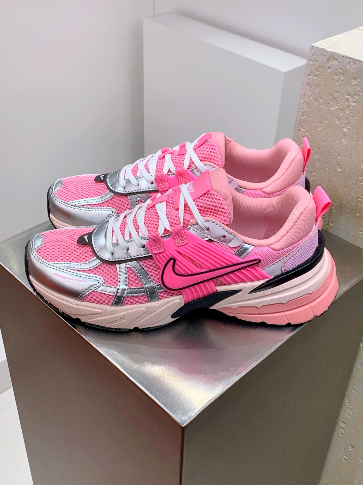 Balenciaga Louis Vuitton Nike Running Shoes Shock Absorbing M-l-s-xl