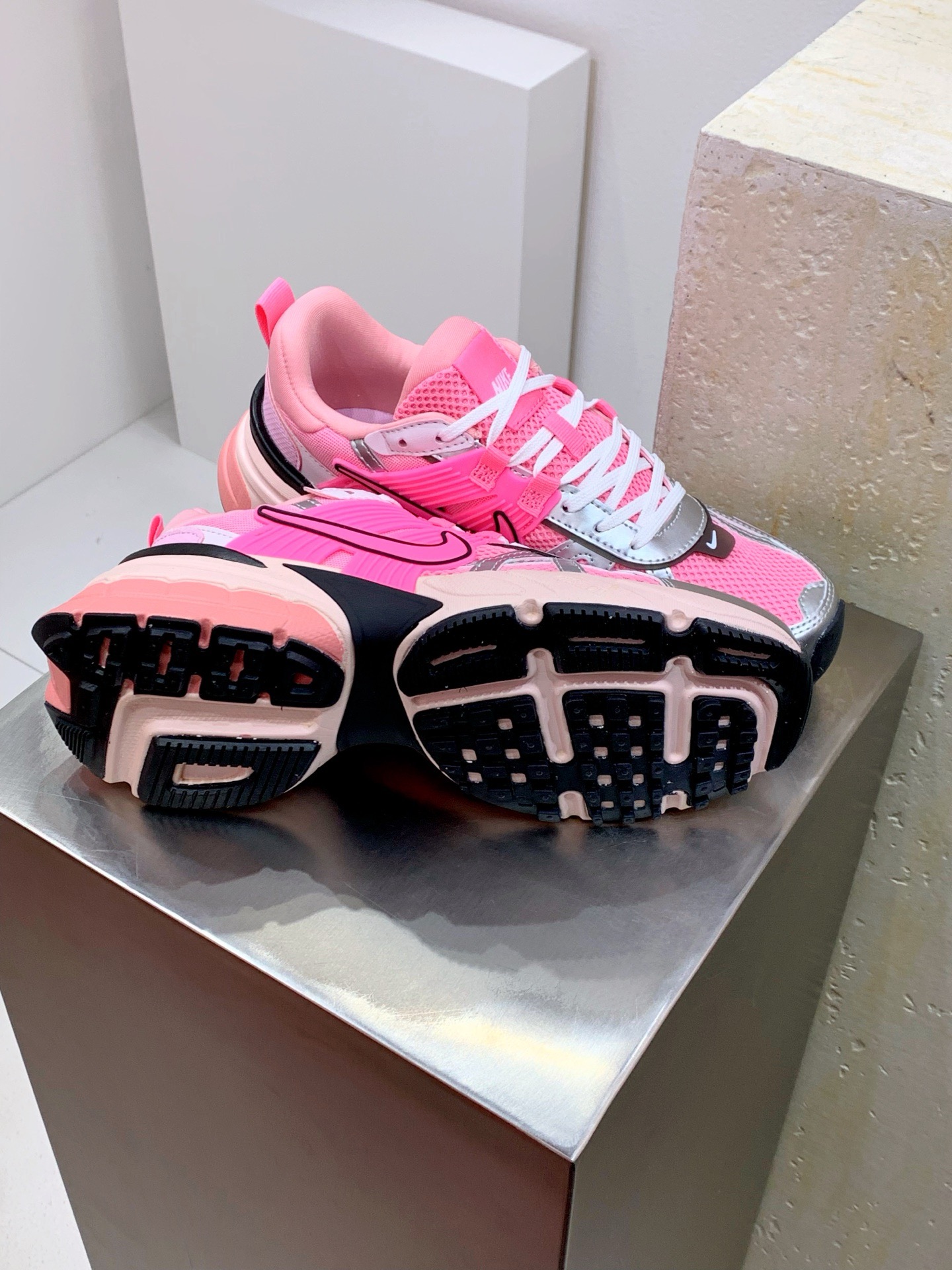 Balenciaga Louis Vuitton Nike Running Shoes Shock Absorbing M-l-s-xl