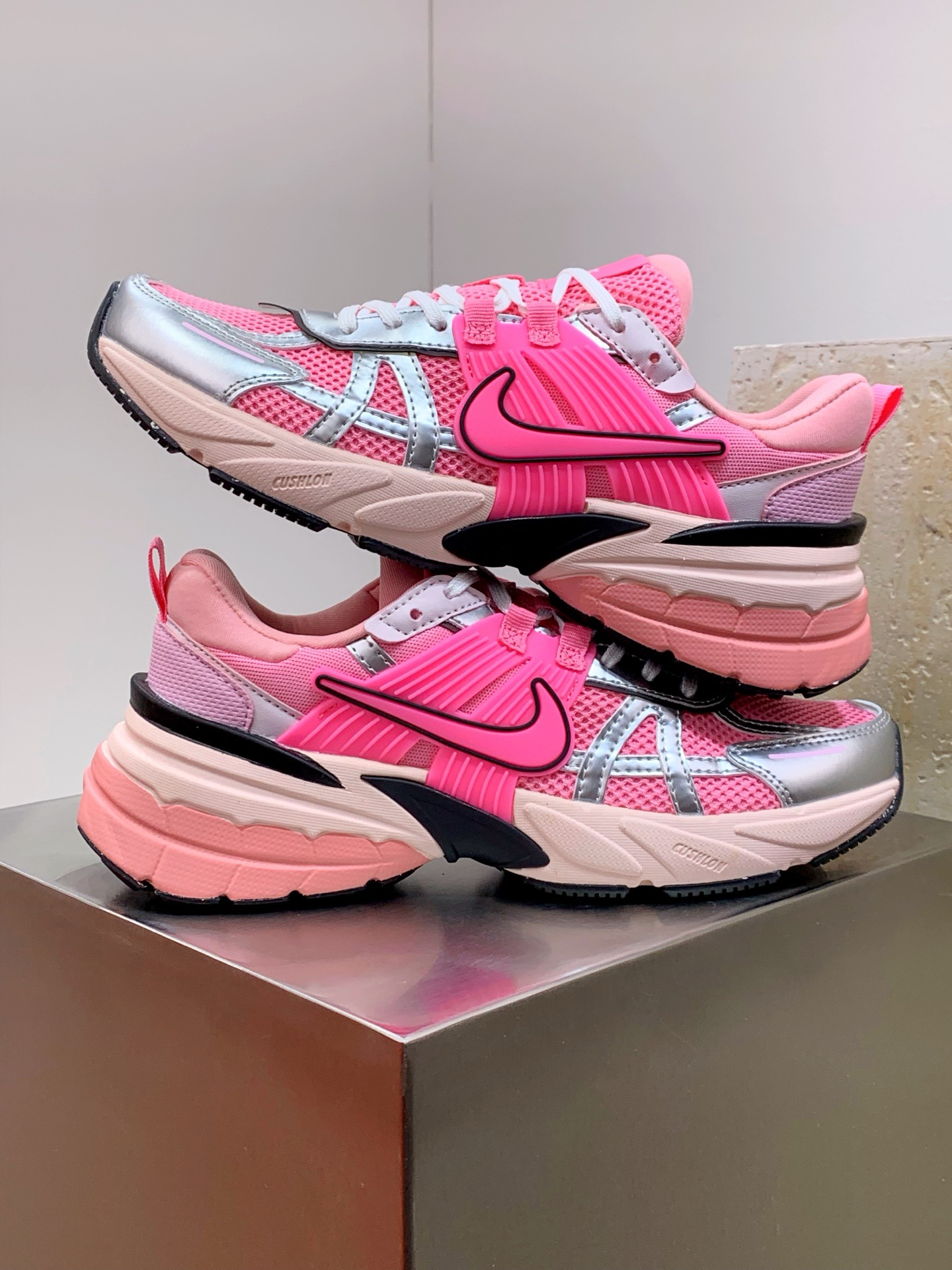 Balenciaga Louis Vuitton Nike Running Shoes Shock Absorbing M-l-s-xl