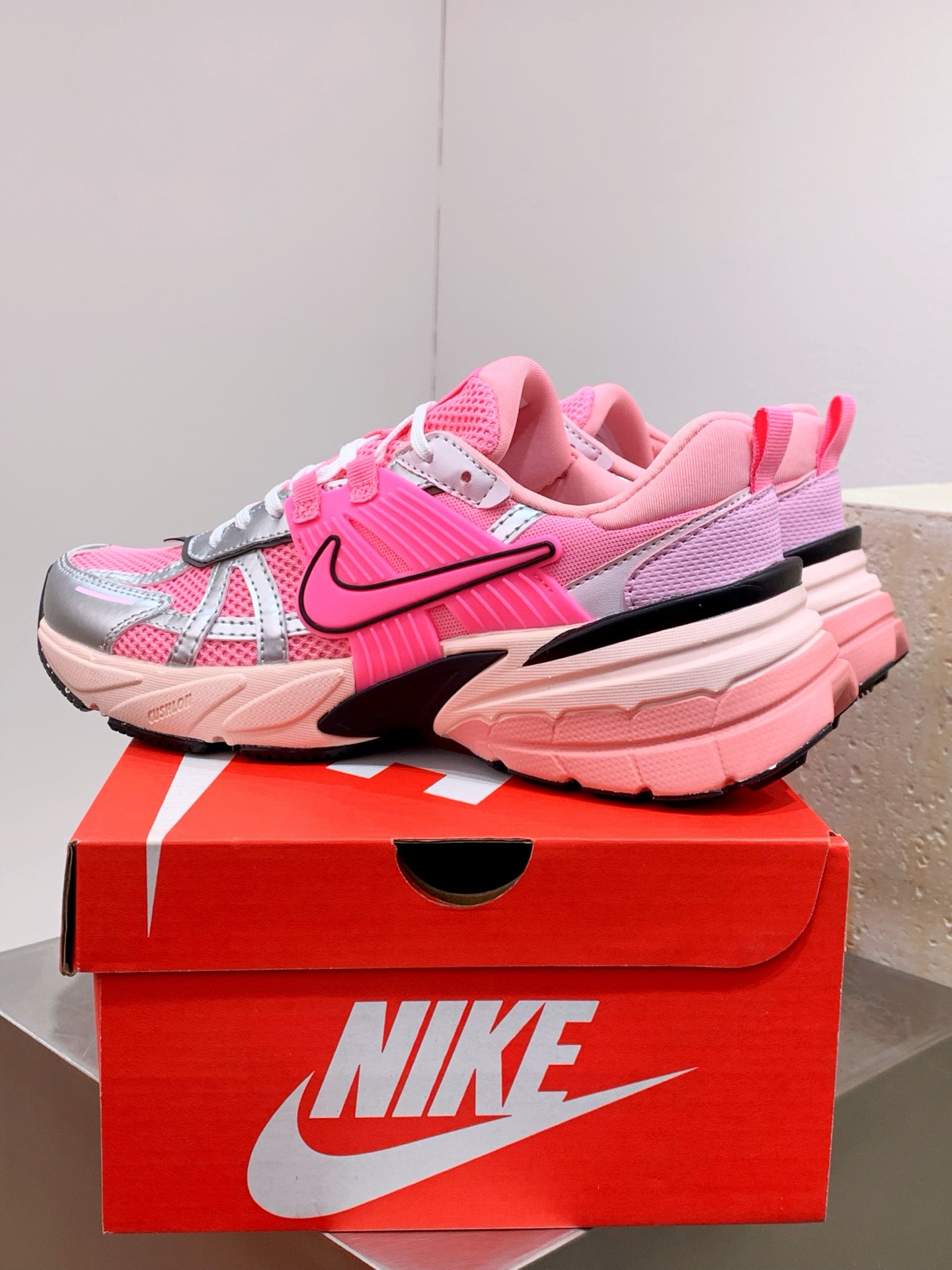 Balenciaga Louis Vuitton Nike Running Shoes Shock Absorbing M-l-s-xl