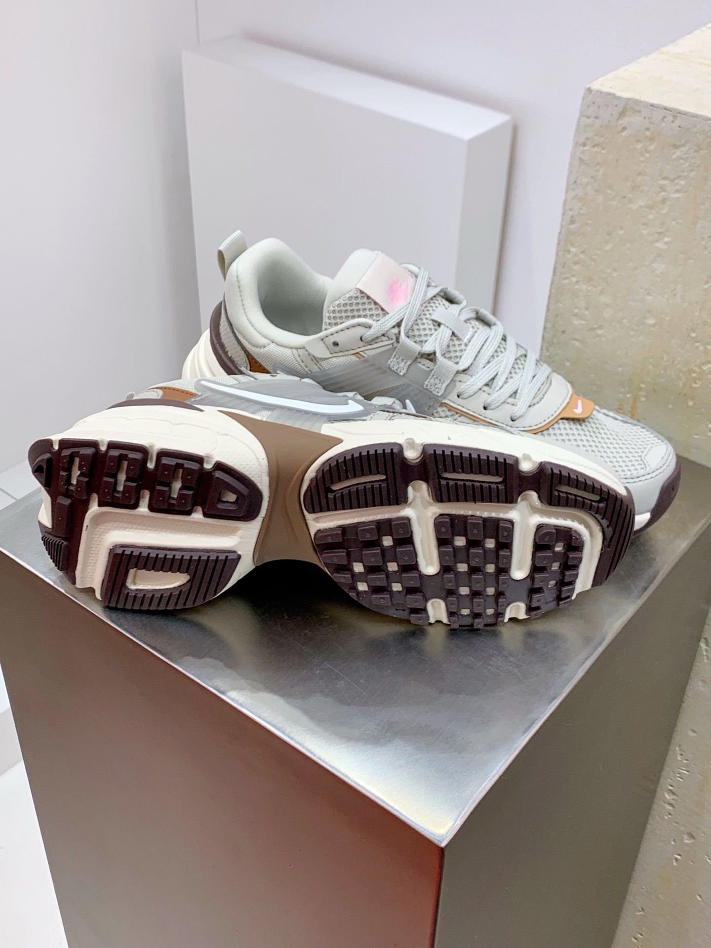 Balenciaga Louis Vuitton Nike Running Shoes Shock Absorbing M-l-s-xl